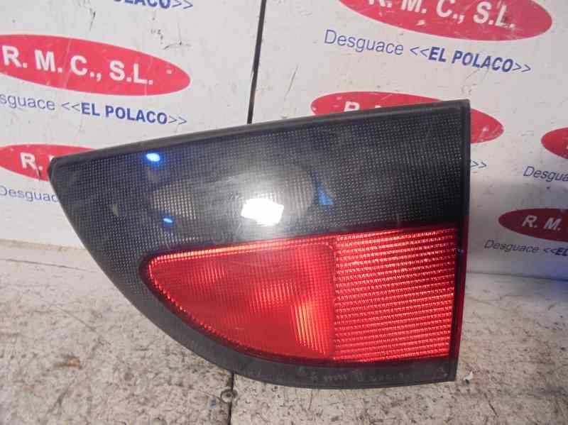 Recambio de piloto porton trasero derecho para renault megane i classic (la0) 1.6 referencia OEM IAM   