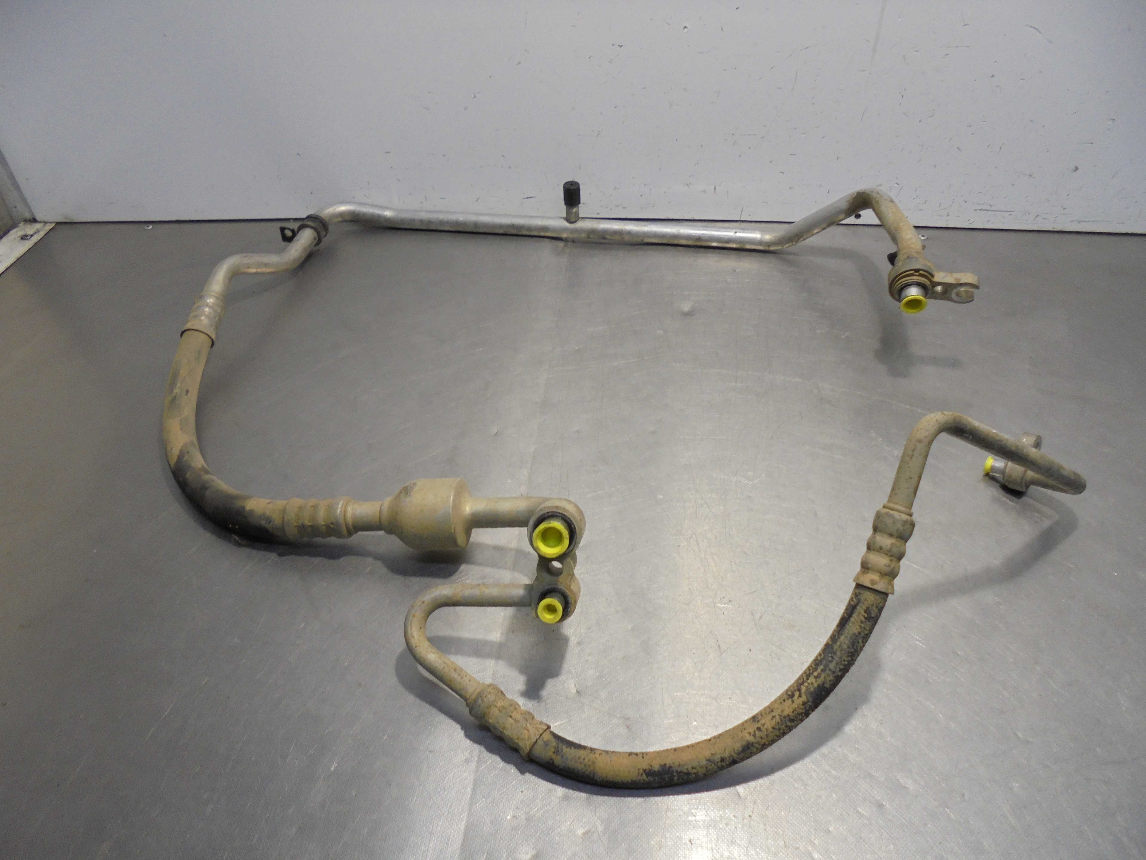 Recambio de tubos aire acondicionado para opel vectra c berlina comfort referencia OEM IAM  VALEO 