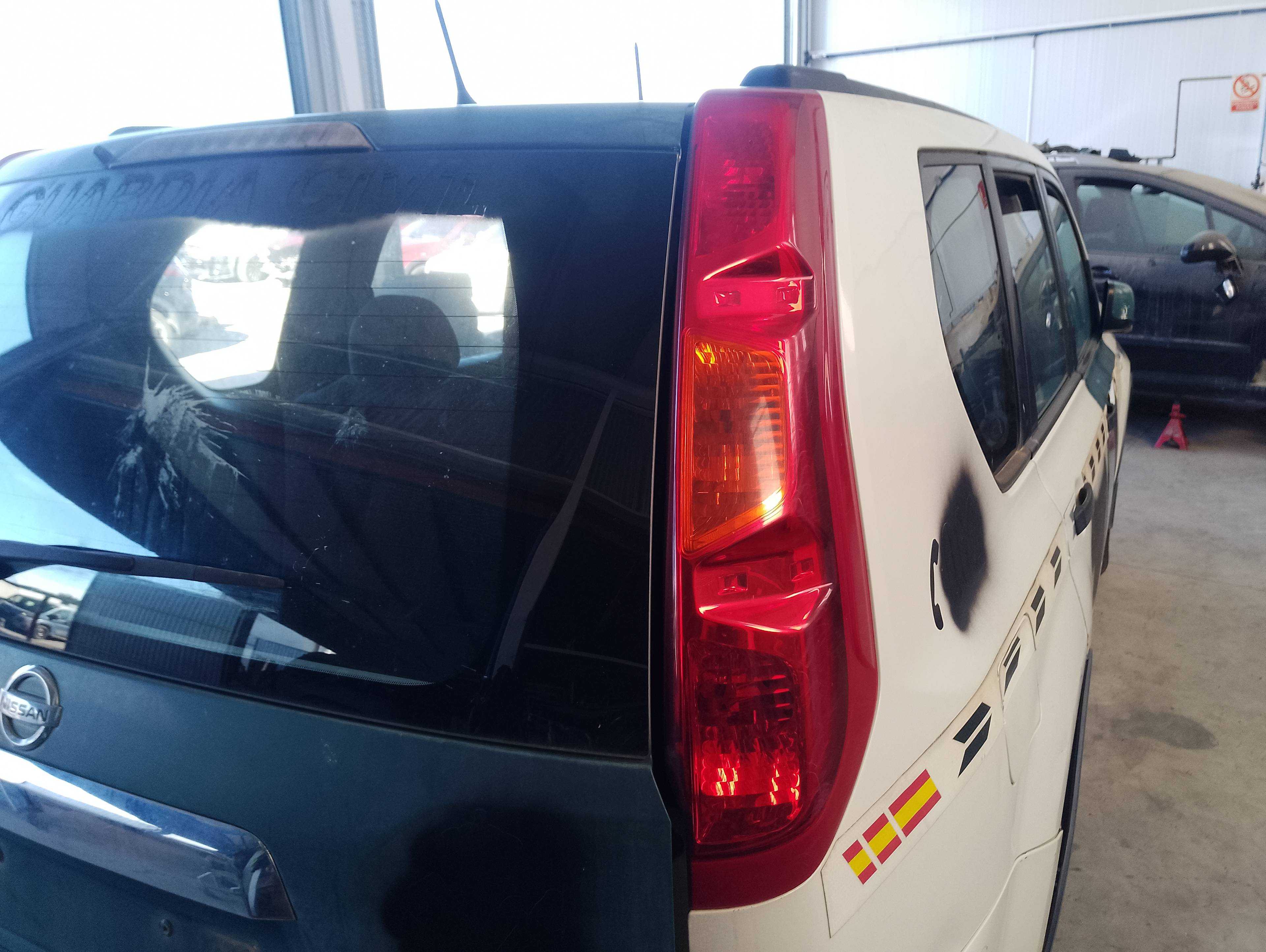Recambio de piloto trasero derecho para nissan x-trail (t31) le referencia OEM IAM   