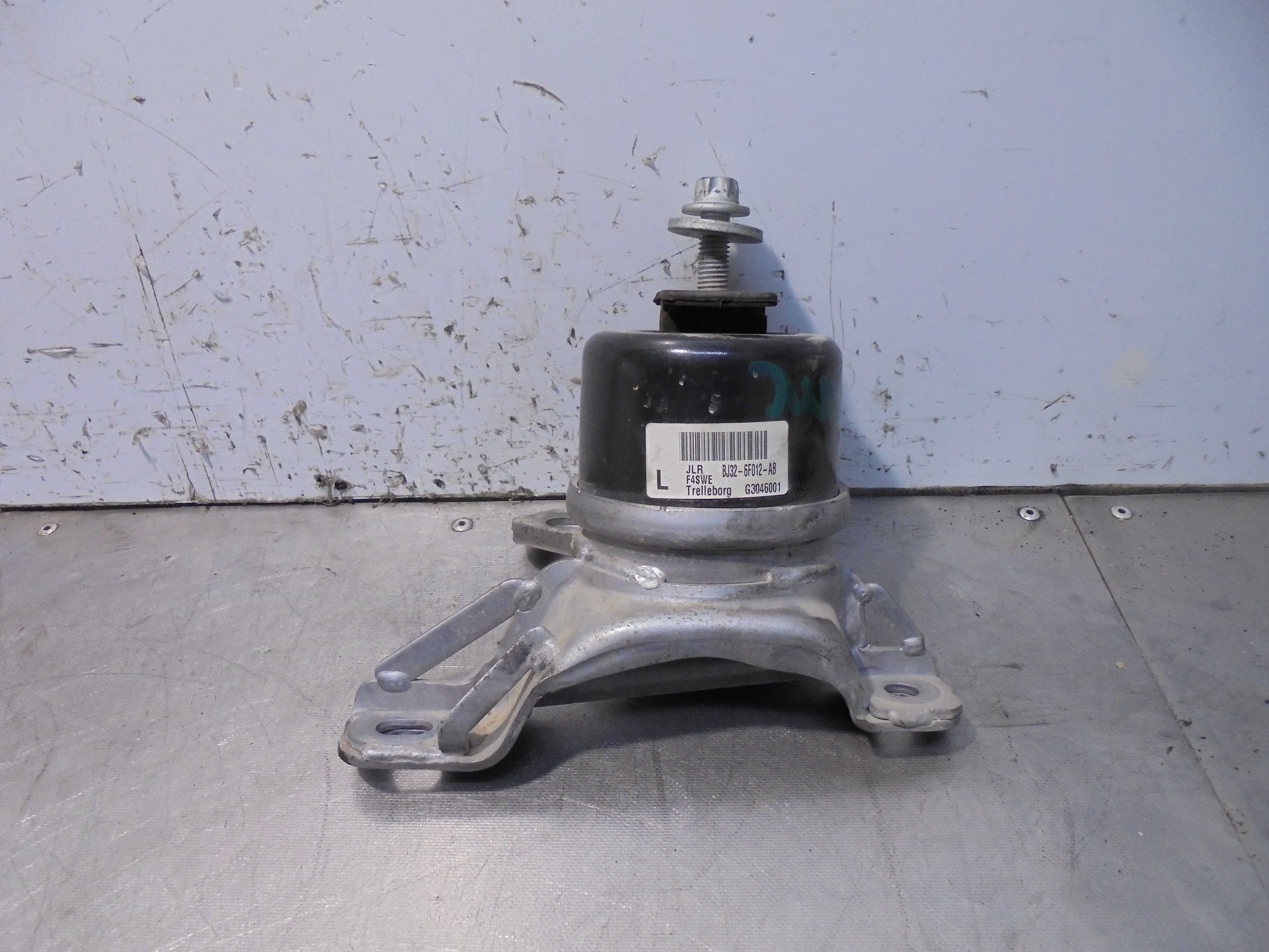 Recambio de soporte motor trasero para land rover range rover evoque 2015 referencia OEM IAM BJ326F012AB  