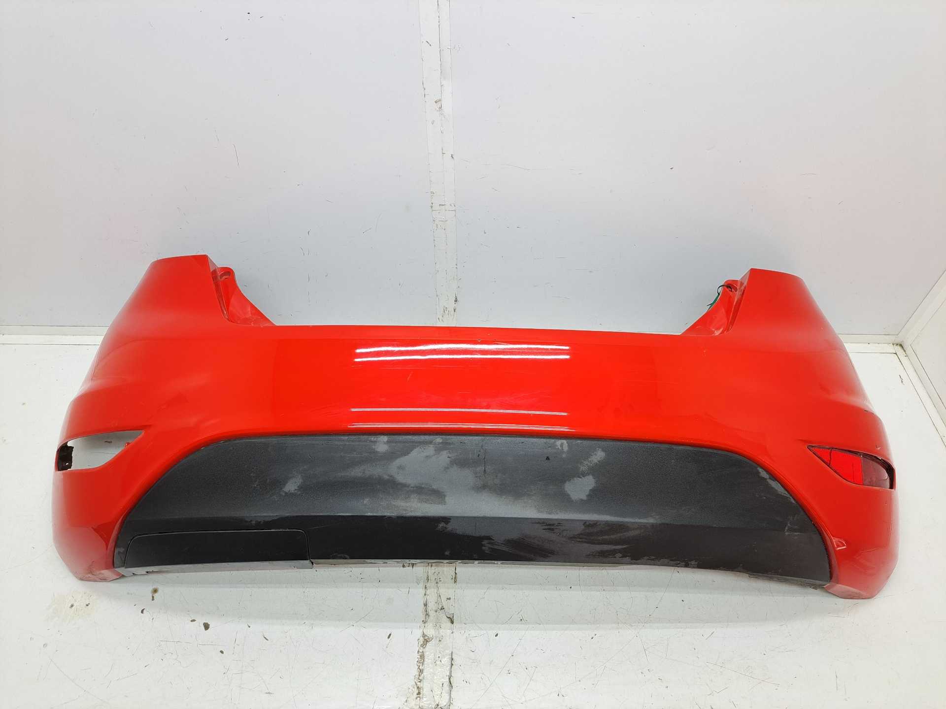 Recambio de paragolpes trasero para ford fiesta (ccn) black edition referencia OEM IAM   