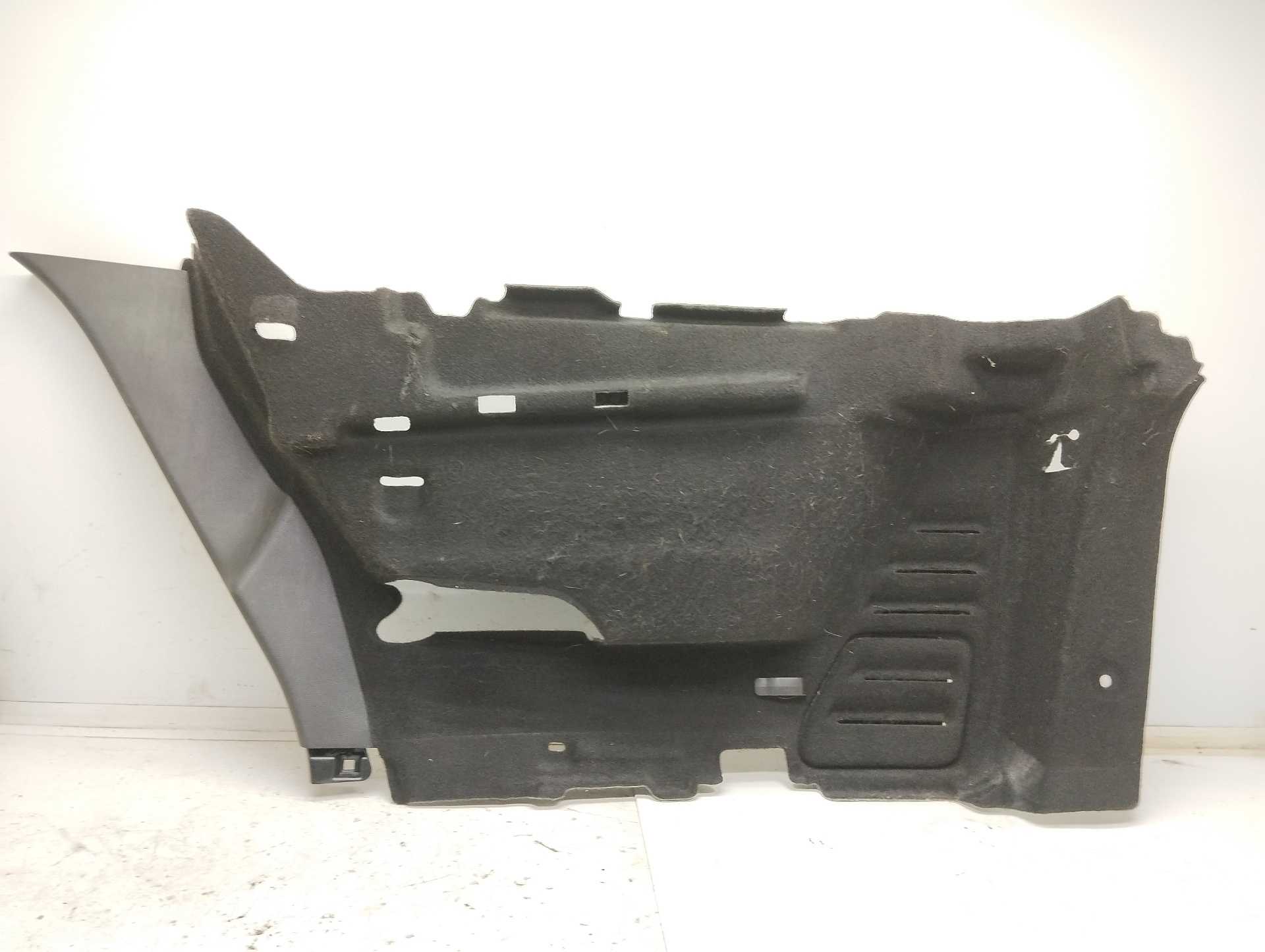 Recambio de moqueta interior para renault scenic iv black edition referencia OEM IAM   