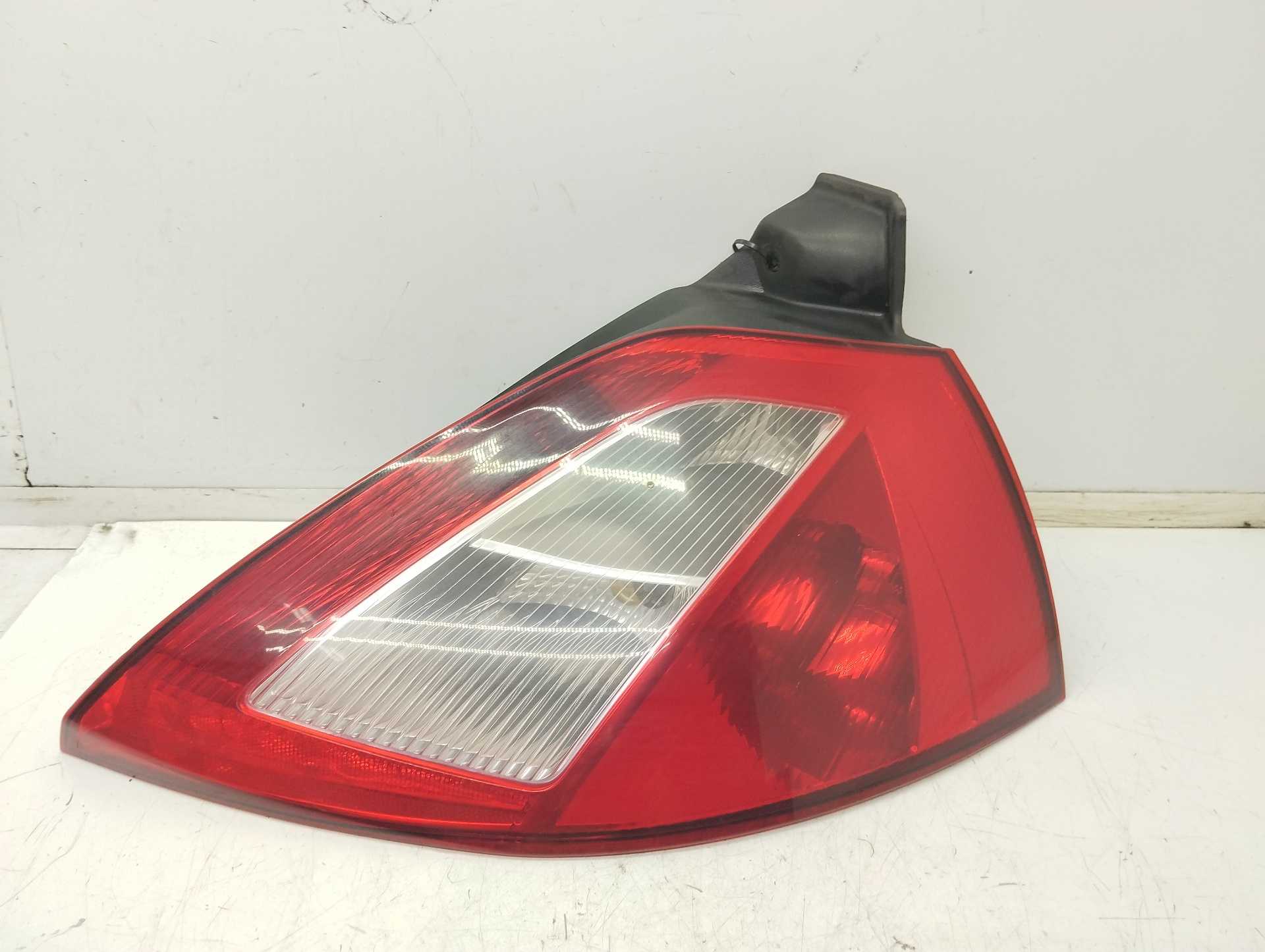 Recambio de piloto trasero derecho para renault megane ii berlina 5p authentique referencia OEM IAM 8200073237 89398081 