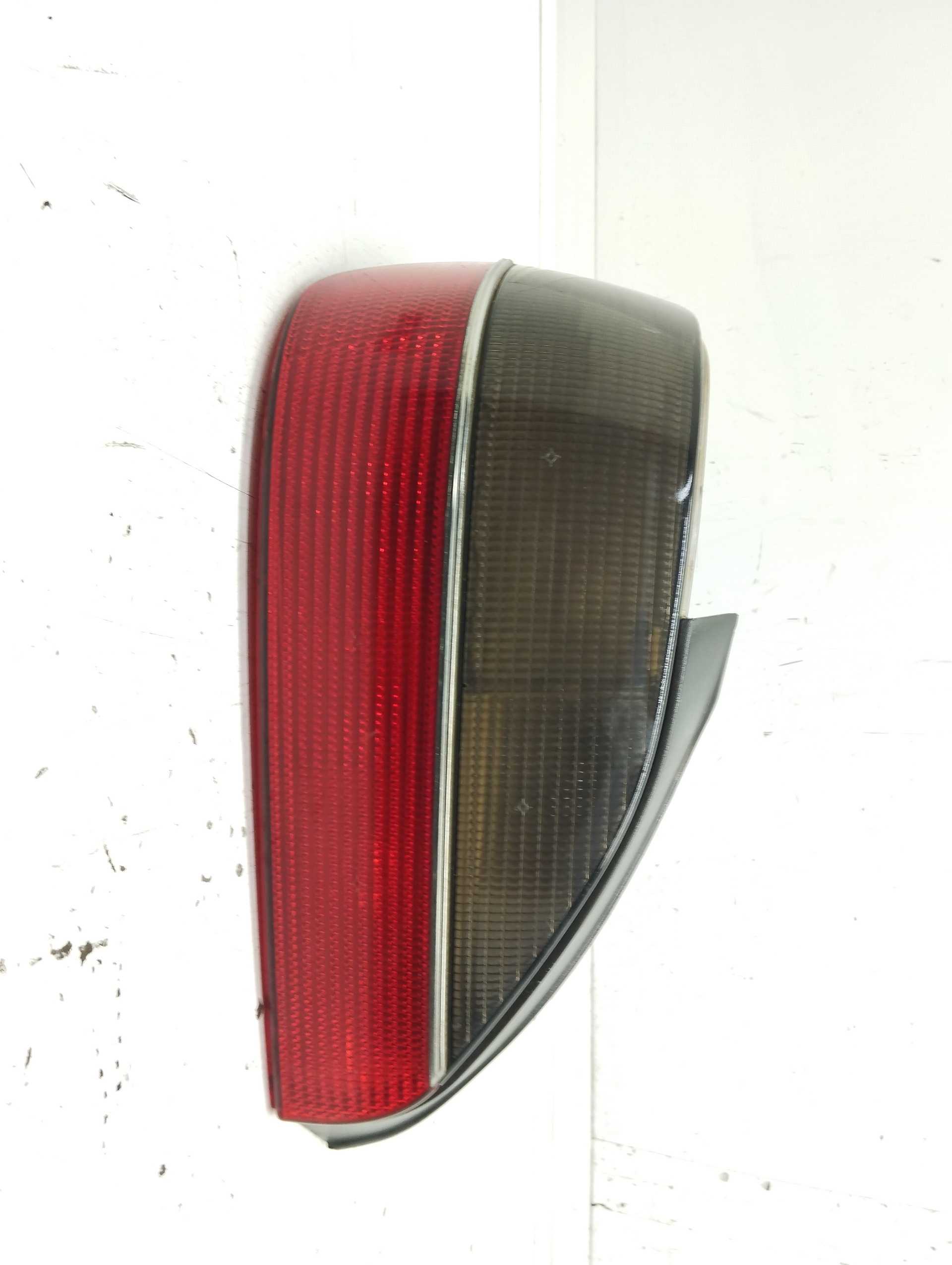 Recambio de piloto trasero izquierdo para peugeot 306 berlina 3/4/5 puertas (s2) boulebard referencia OEM IAM 2322G  