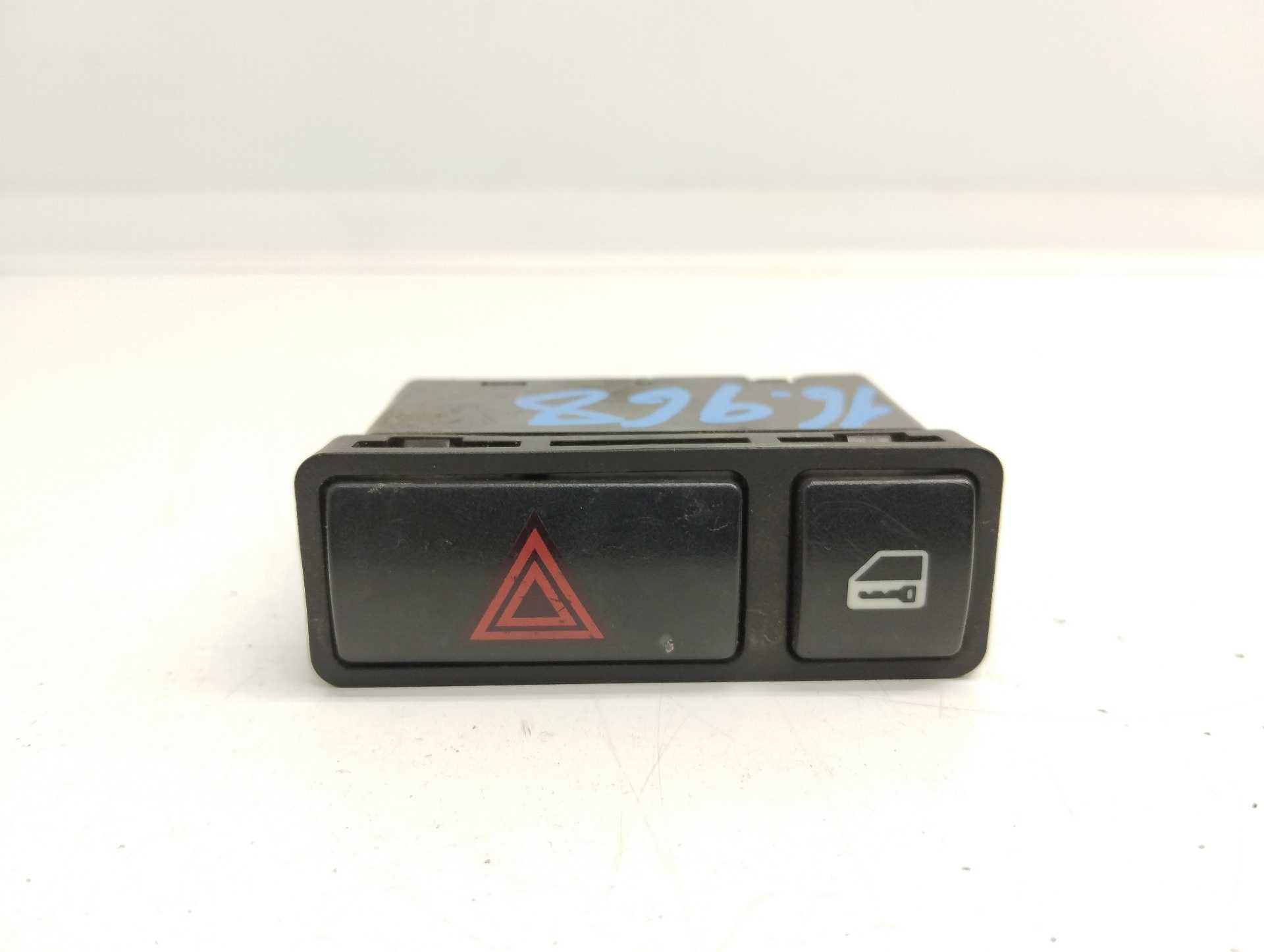 Recambio de mando warning para bmw z4 roadster (e85) 2.0i referencia OEM IAM   