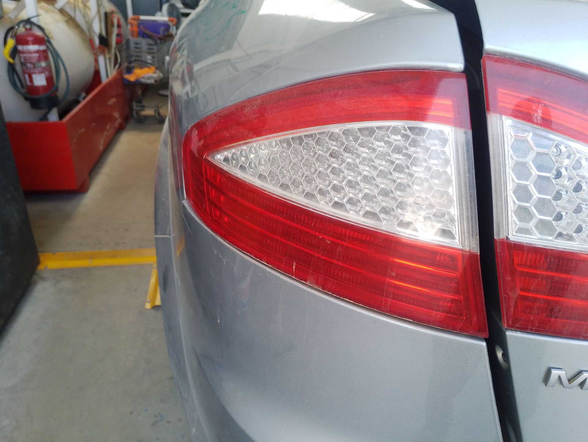 Recambio de piloto trasero izquierdo para ford mondeo iv (ba7) 2.0 tdci referencia OEM IAM 1523738  