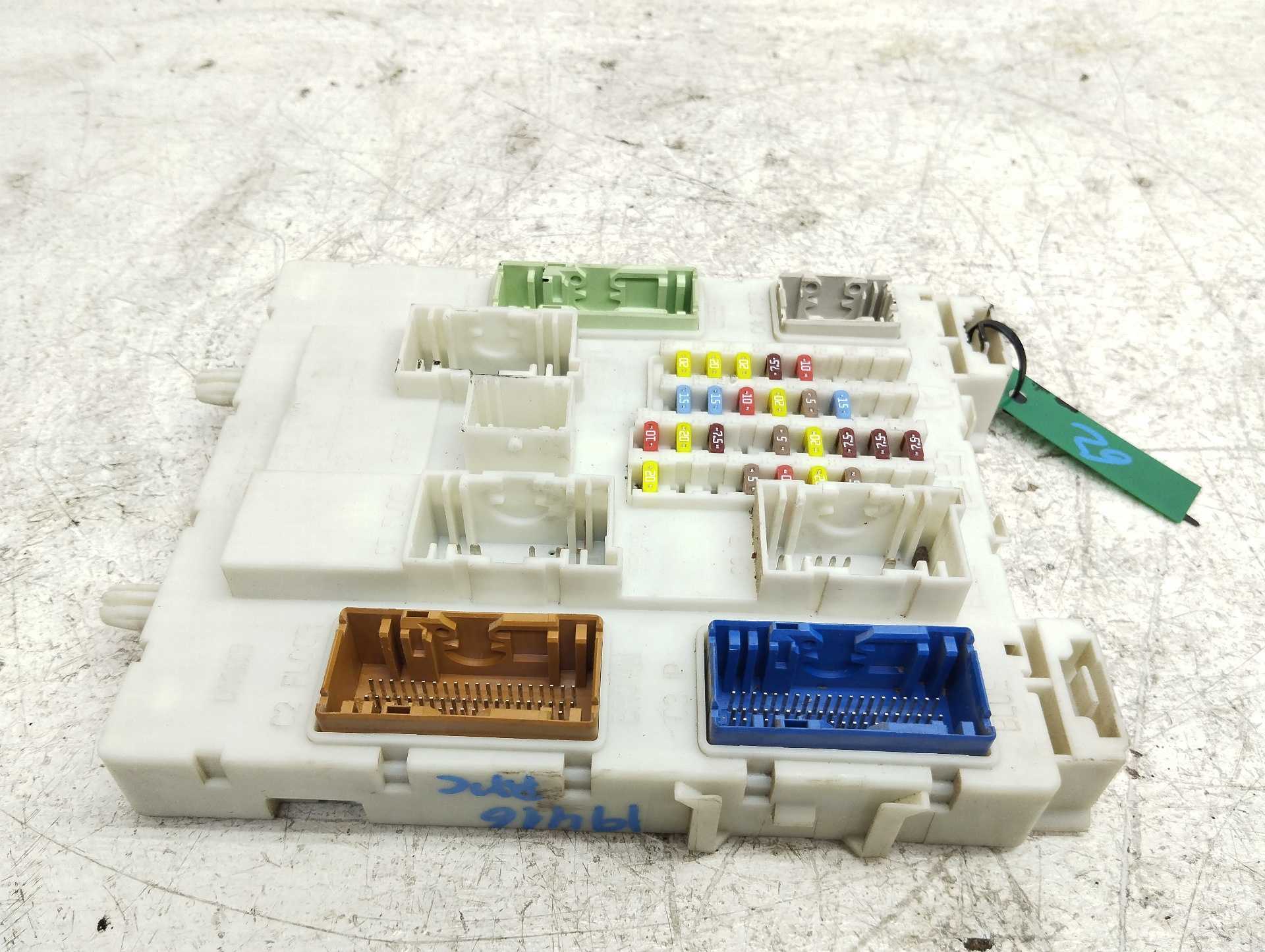 Recambio de caja reles / fusibles para ford transit connect furgon 200 l1 ambiente referencia OEM IAM GV6T14A073BD 599F13F06 