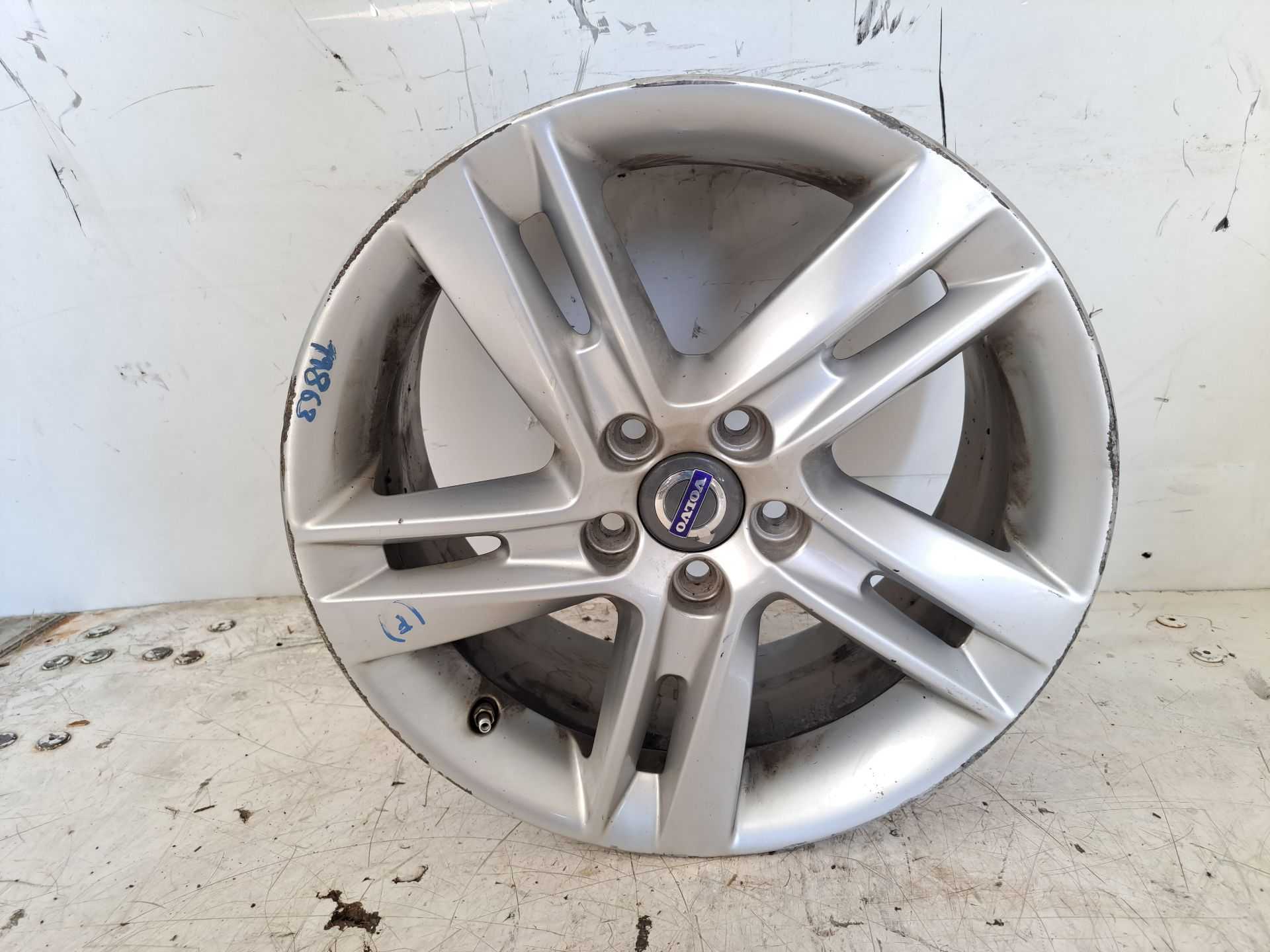 Recambio de llanta para volvo v60 kombi plug-in hybrid awd referencia OEM IAM r17 31381412 