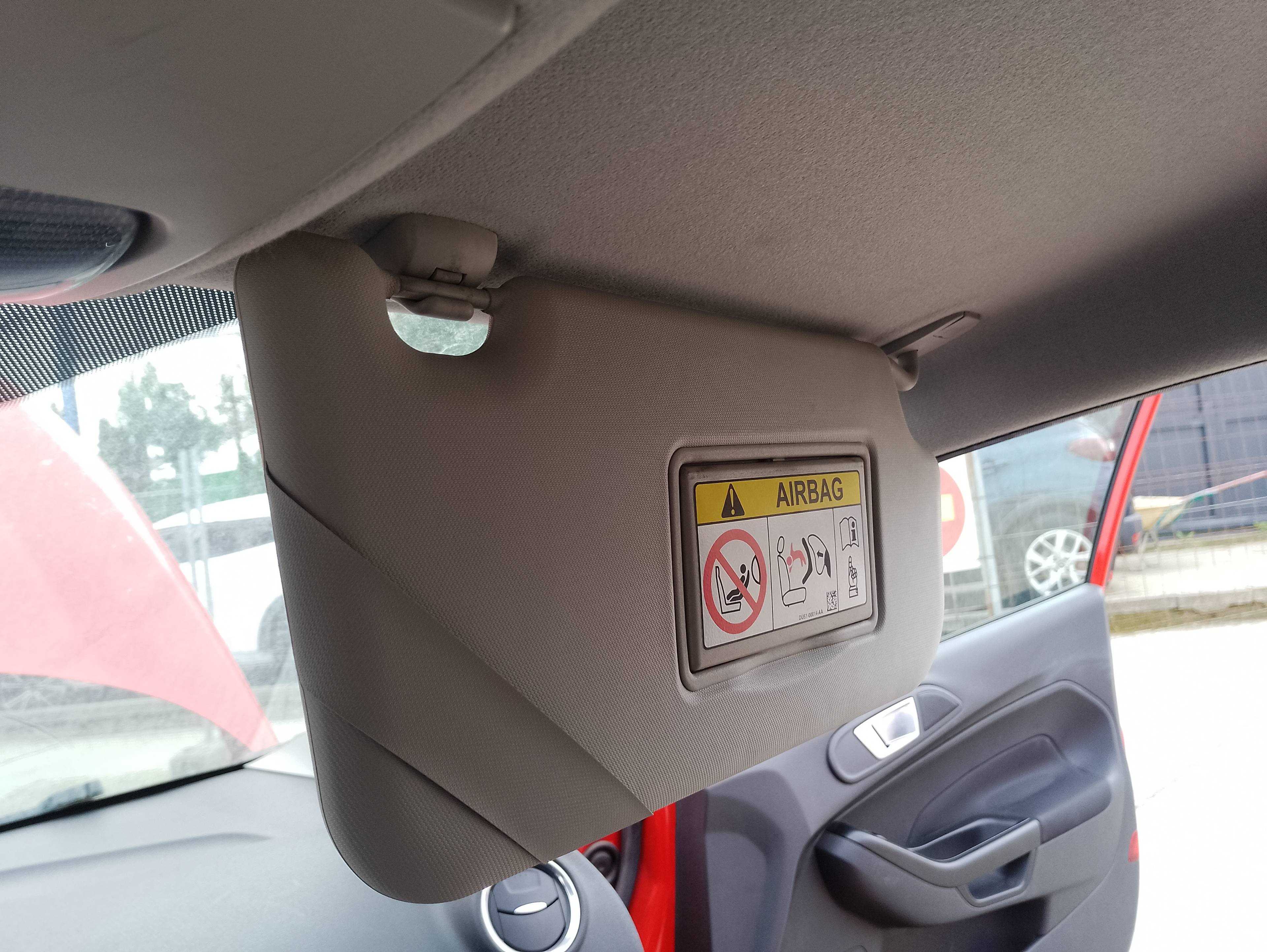Recambio de parasol derecho para ford fiesta (ccn) black edition referencia OEM IAM   
