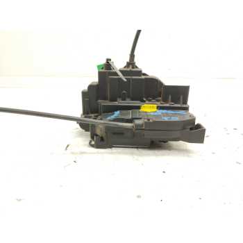 CERRADURA PUERTA TRASERA DERECHA 825020002RA 