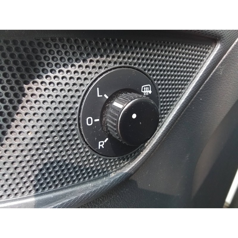 Recambio de mando retrovisor para skoda rapid active referencia OEM IAM   