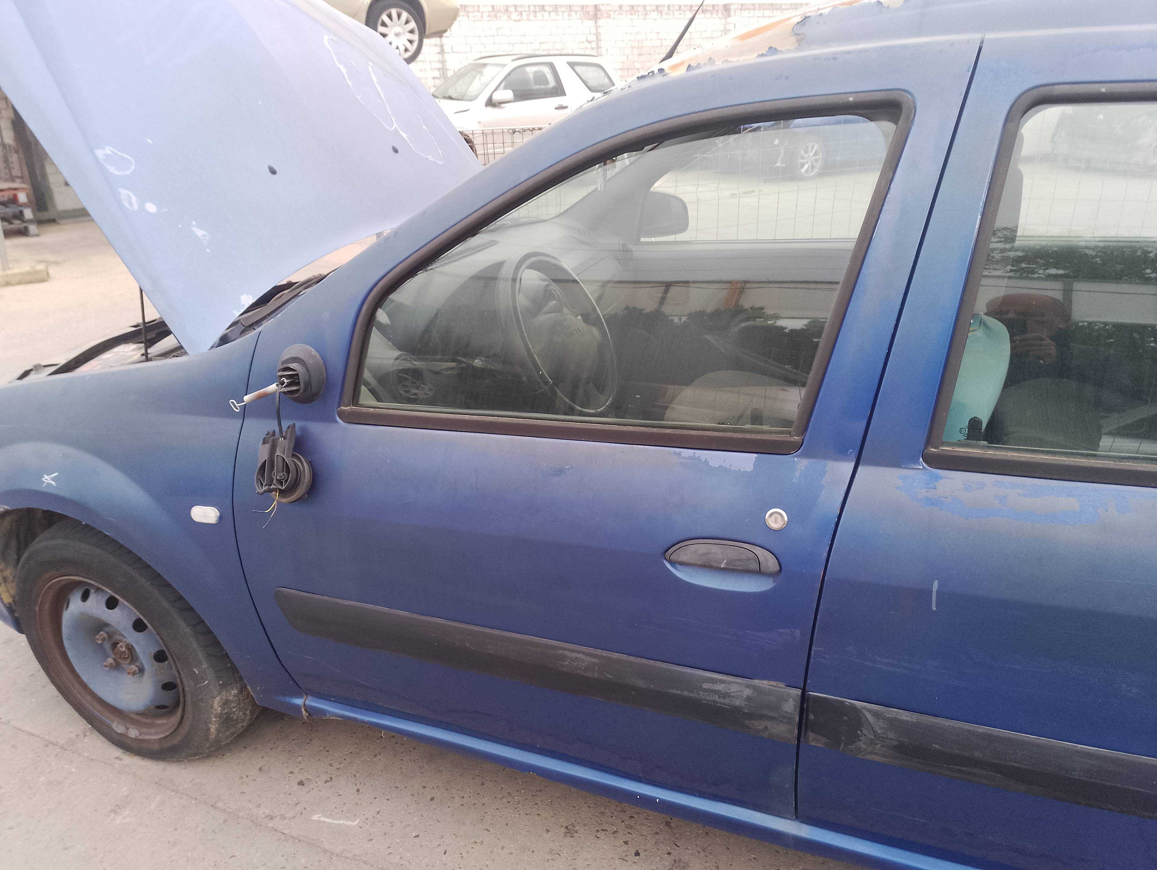 Recambio de puerta delantera derecha para dacia logan 1.5 dci diesel cat referencia OEM IAM   