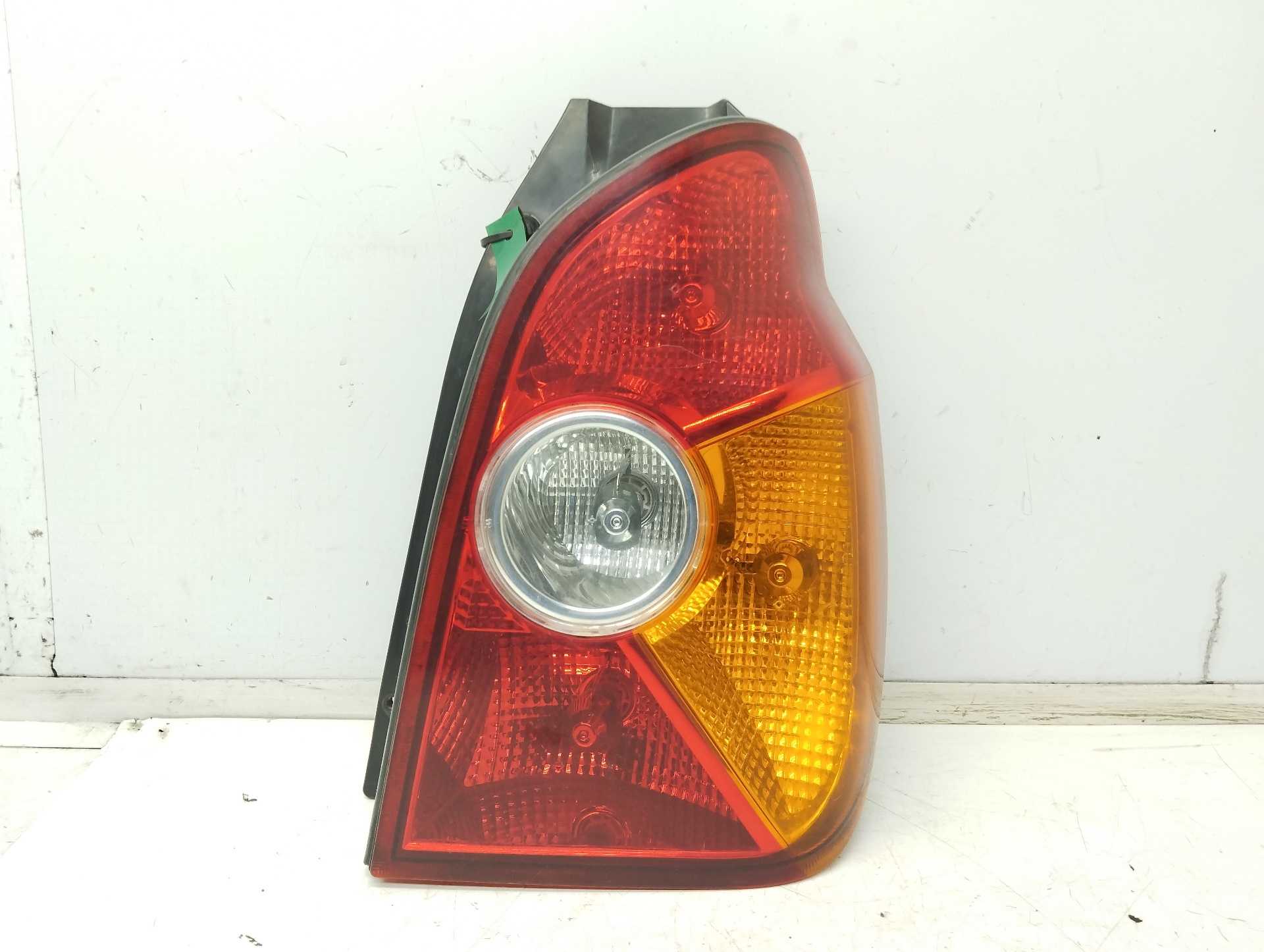 Recambio de piloto trasero derecho para hyundai terracan (hp) 2.9 crdi full referencia OEM IAM A045048 92402H1020 