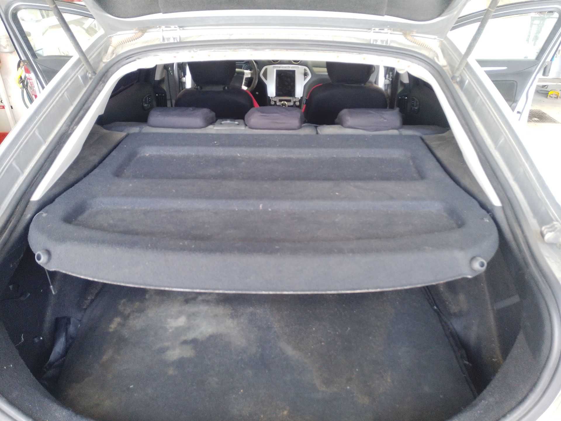 Recambio de bandeja trasera para ford mondeo iv (ba7) 2.0 tdci referencia OEM IAM 1699868  