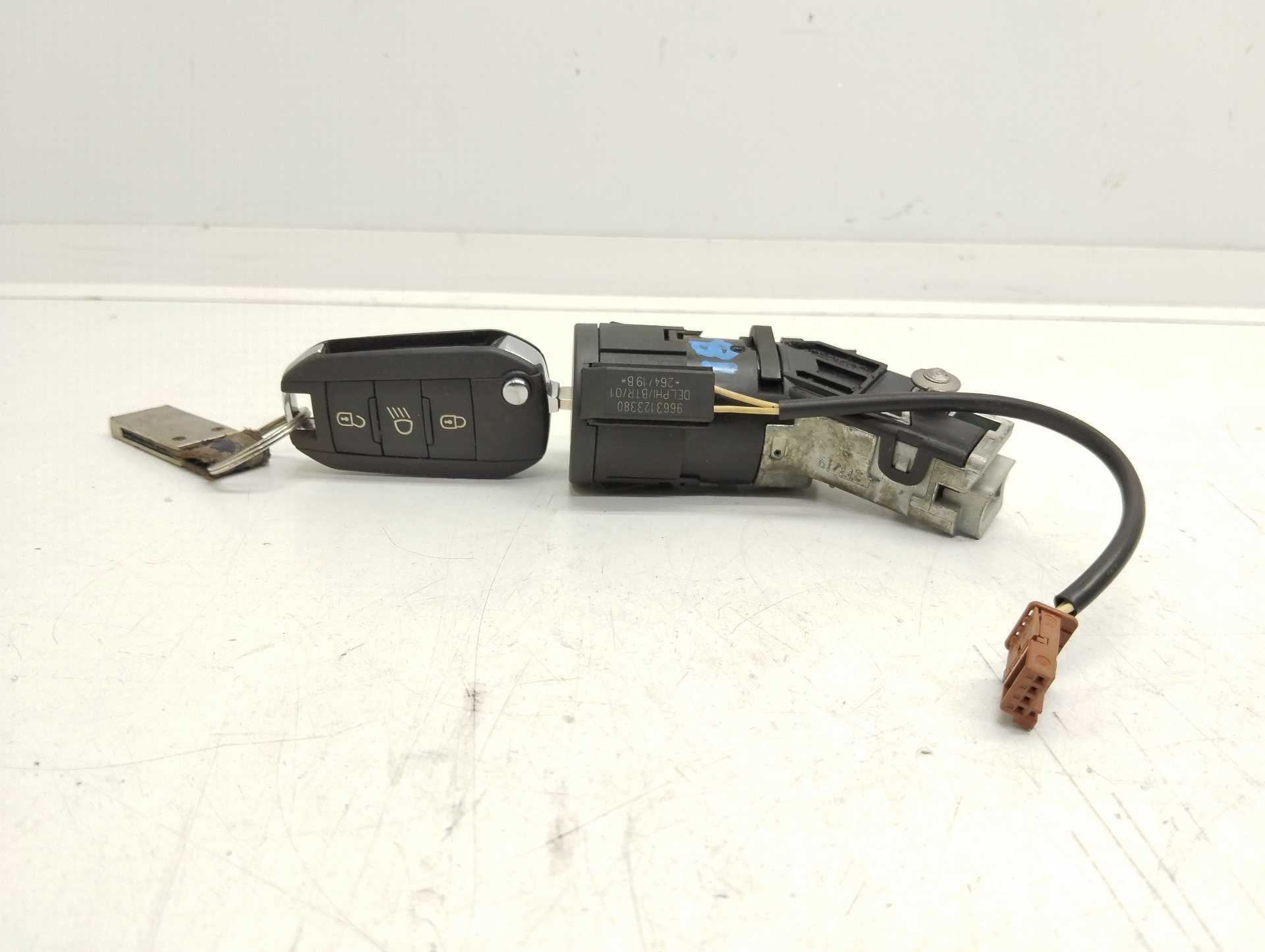 Recambio de conmutador de arranque para peugeot 208 1.2 12v e-vti referencia OEM IAM 967400108002  
