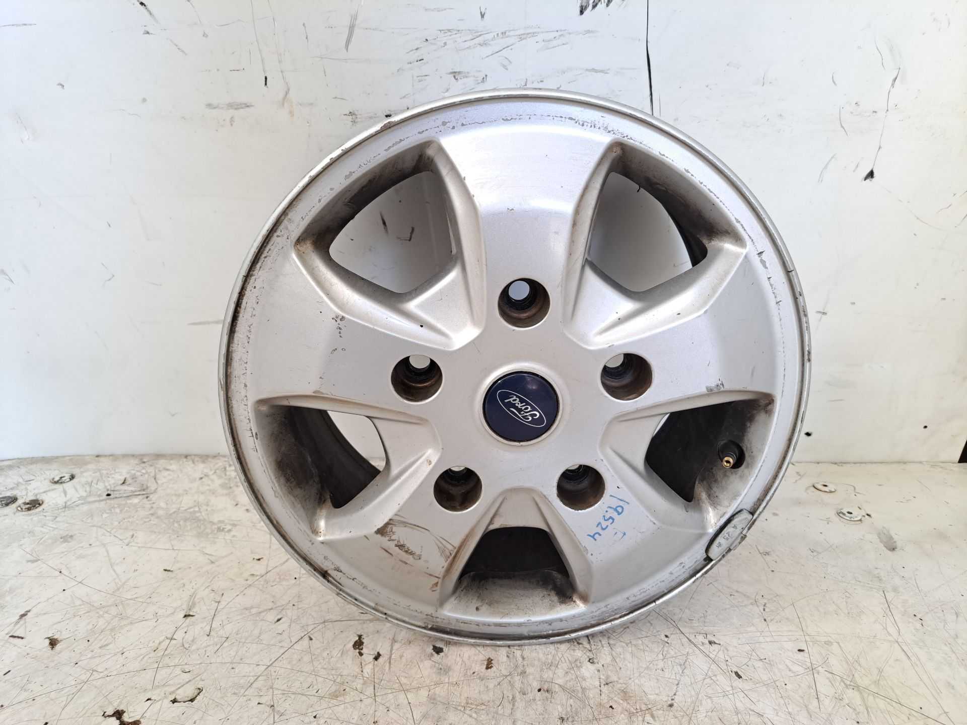 Recambio de llanta para ford transit custom kombi 300 l1 tourneo sport referencia OEM IAM r16 bk21ga 