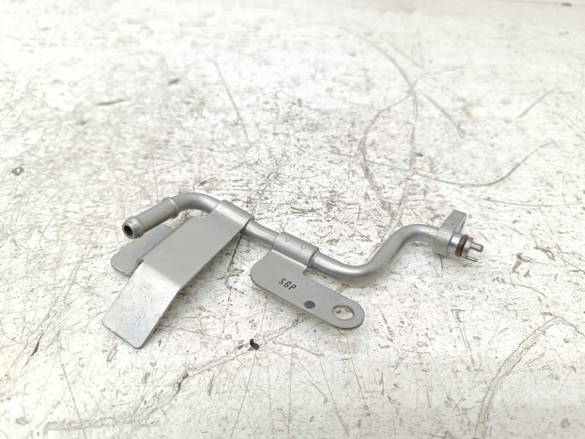 Recambio de tubo para hyundai tucson (nx) klass 2wd referencia OEM IAM   