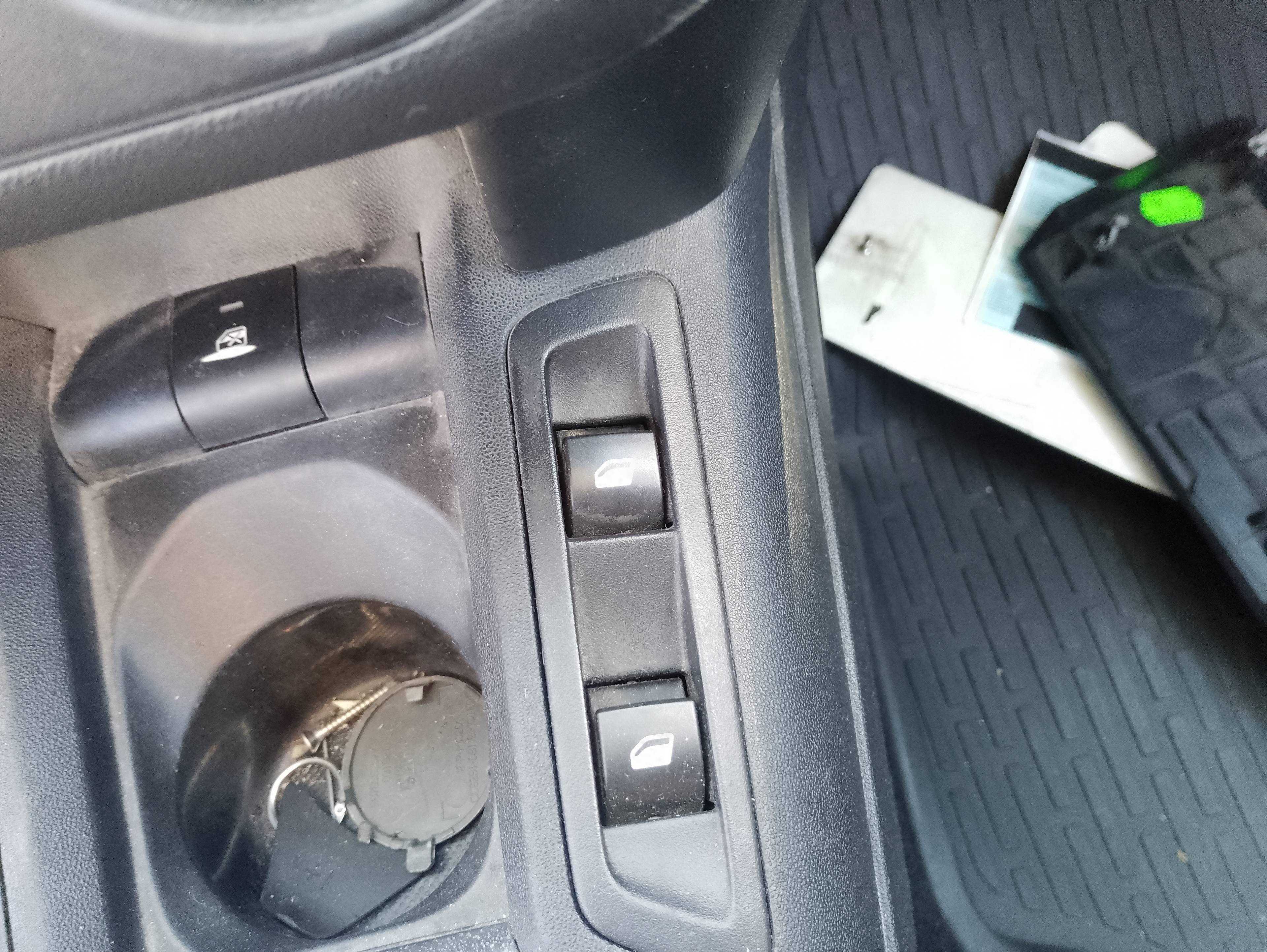 Recambio de mando elevalunas delantero derecho para citroën c-elysée exclusive referencia OEM IAM   
