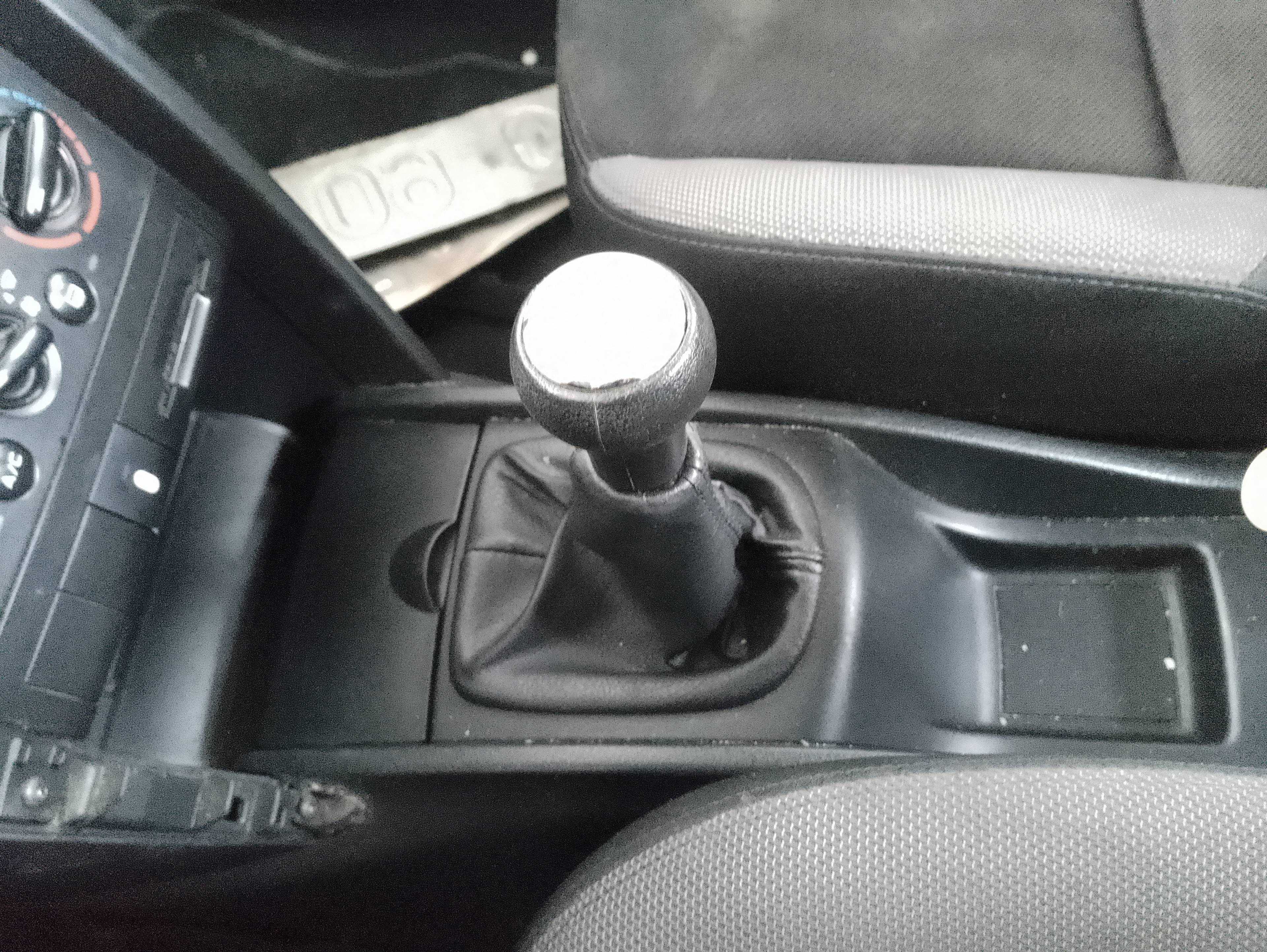 Recambio de palanca cambio para peugeot 207 confort referencia OEM IAM   
