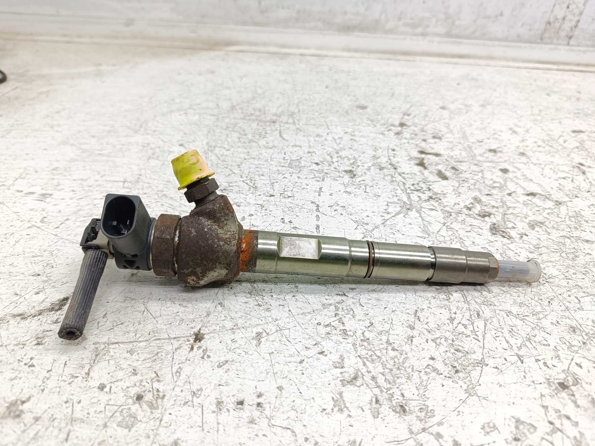 Recambio de inyector para skoda rapid active referencia OEM IAM 04L130277AD 0445110473 