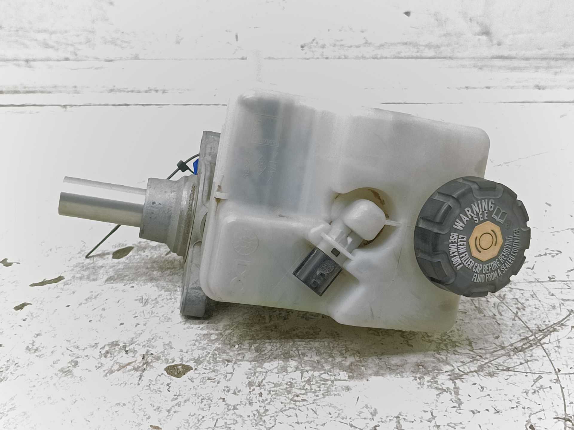 Recambio de bomba freno para smart forfour basis (52kw) (453.042) referencia OEM IAM A4534300001  