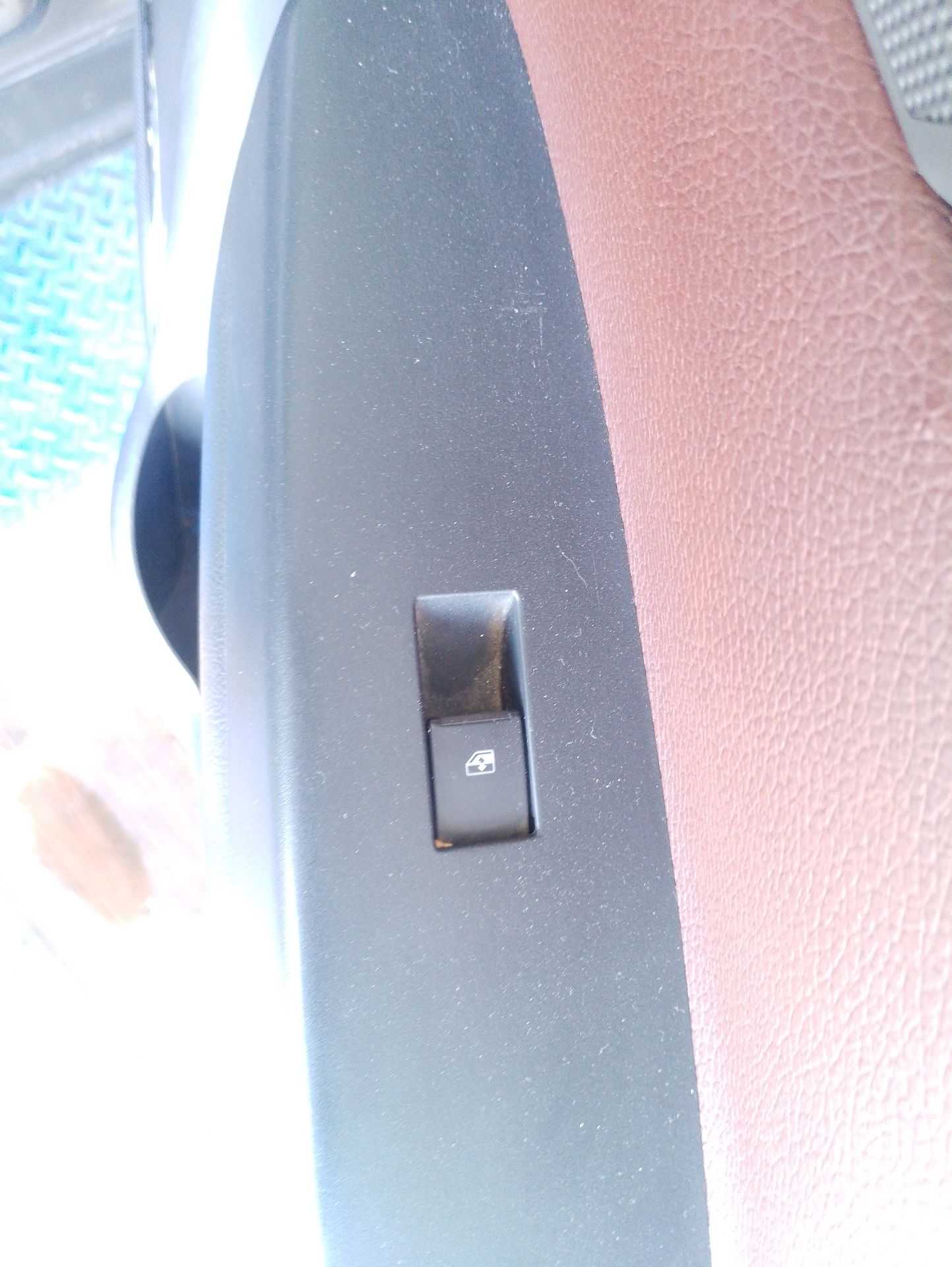Recambio de mando elevalunas delantero derecho para opel antara a (l07) 2.0 cdti 4x4 referencia OEM IAM   