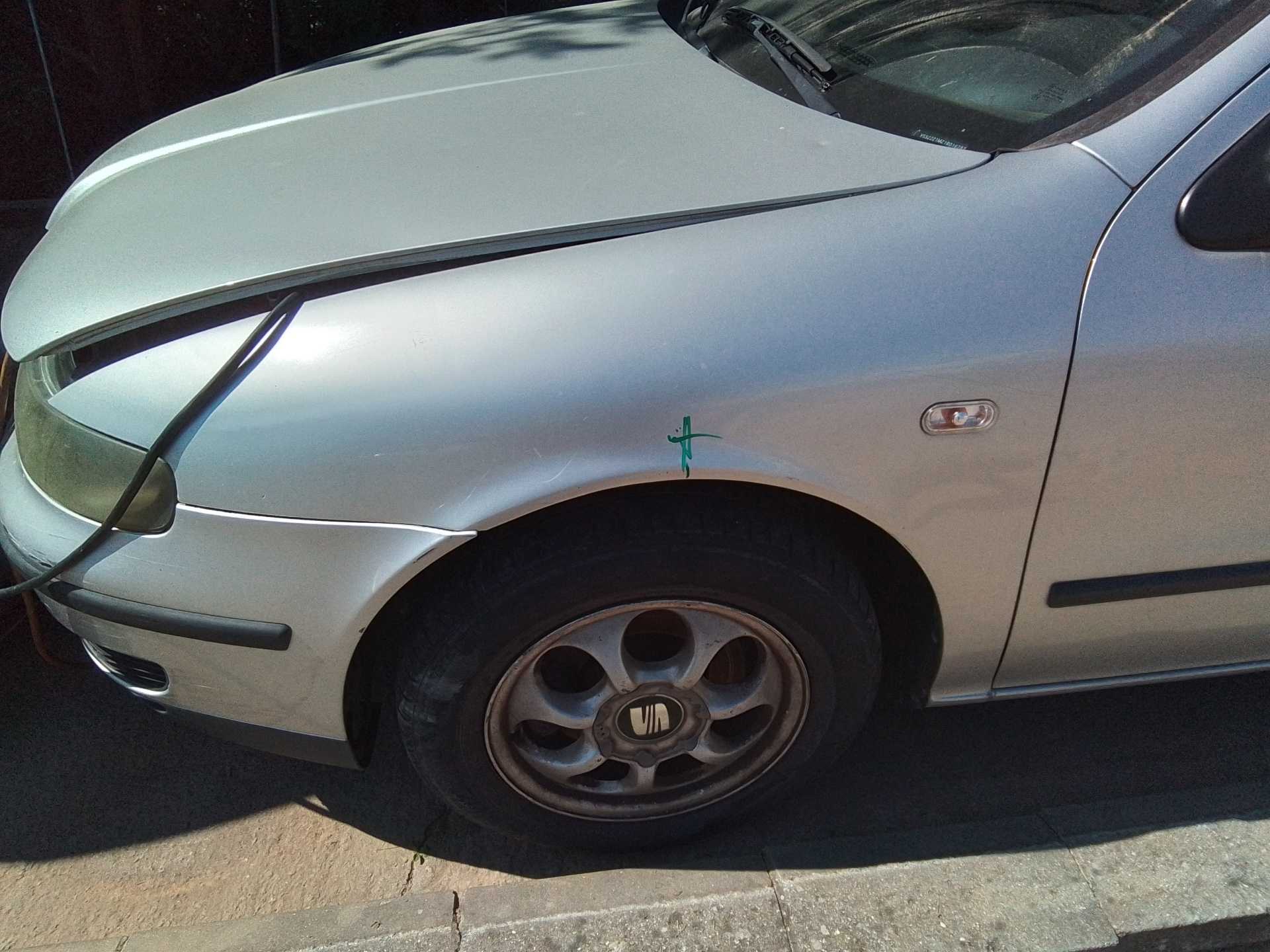 Recambio de aleta delantera izquierda para seat toledo (1m2) select referencia OEM IAM   