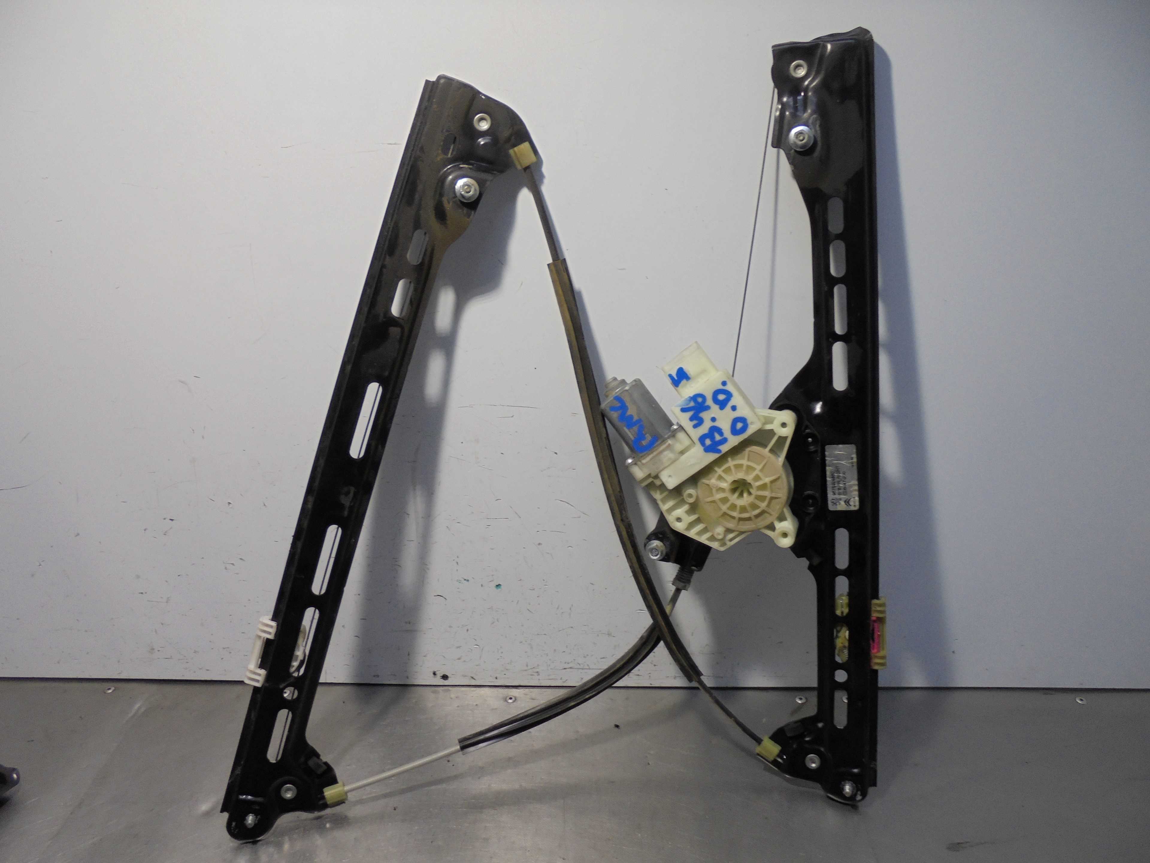 Recambio de elevalunas delantero derecho para citroën c4 picasso exclusive referencia OEM IAM 9675924680 BROSE 