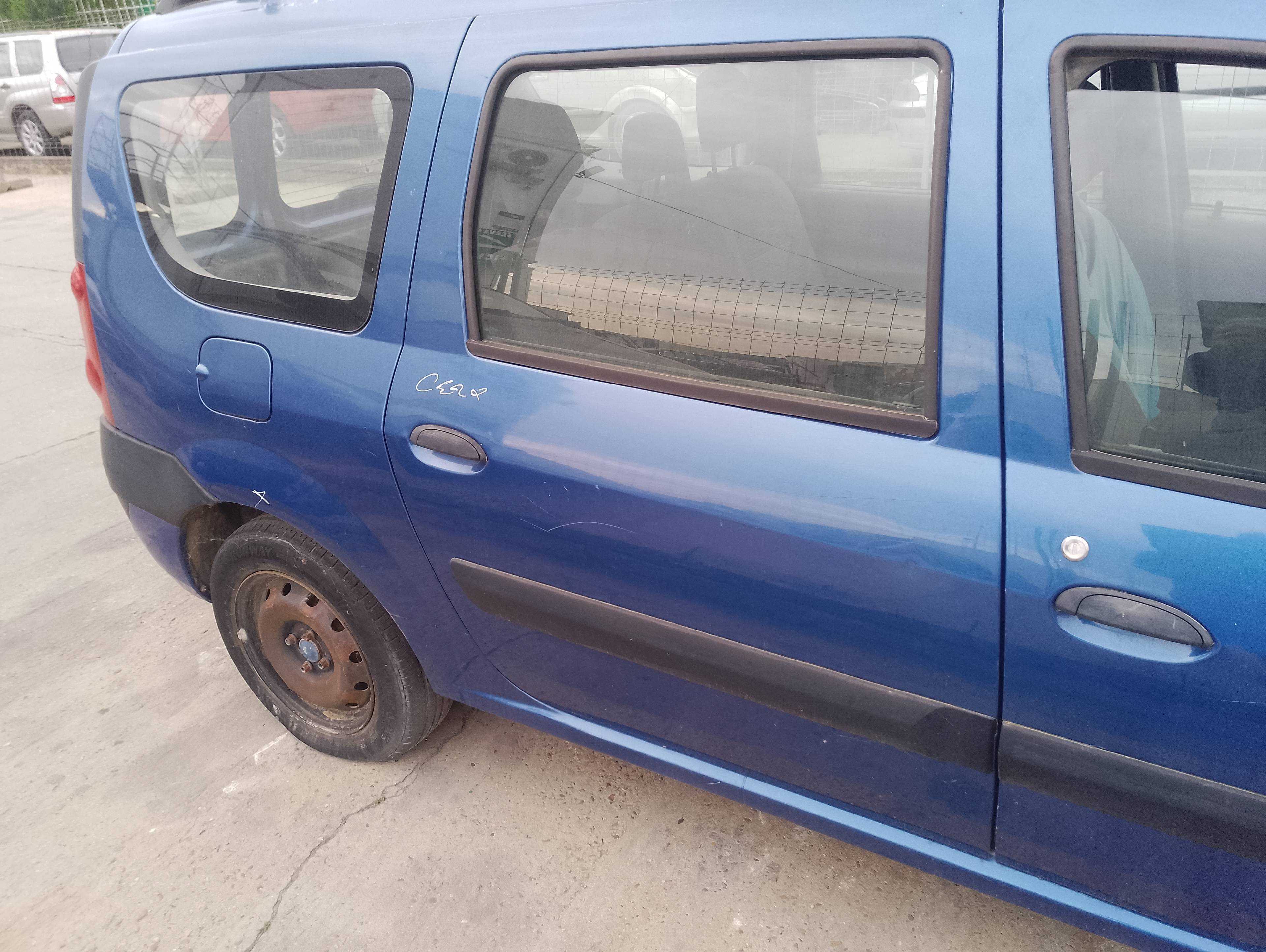 Recambio de puerta trasera izquierda para dacia logan 1.5 dci diesel cat referencia OEM IAM   