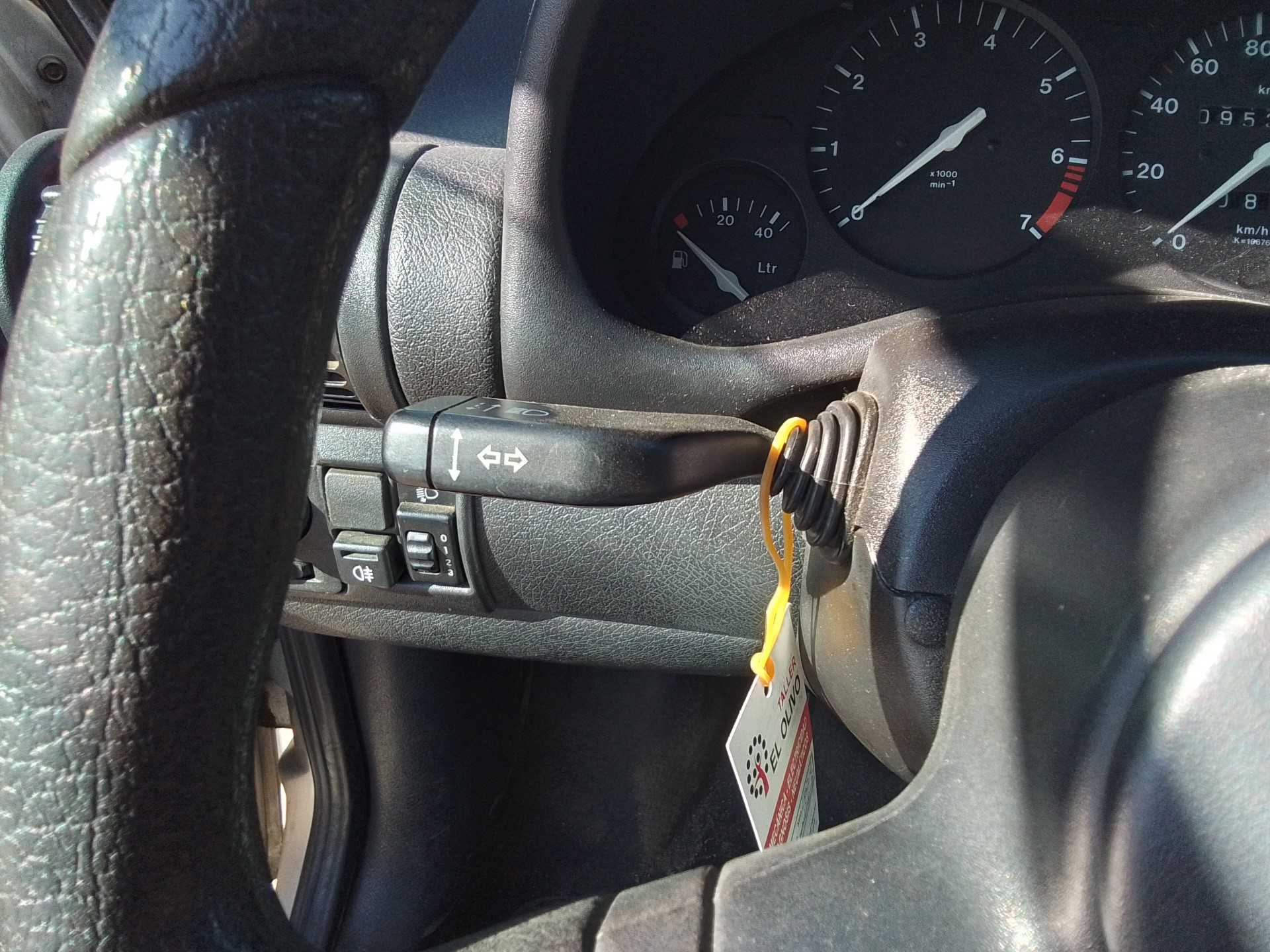Recambio de mando intermitentes para opel corsa b eco referencia OEM IAM   