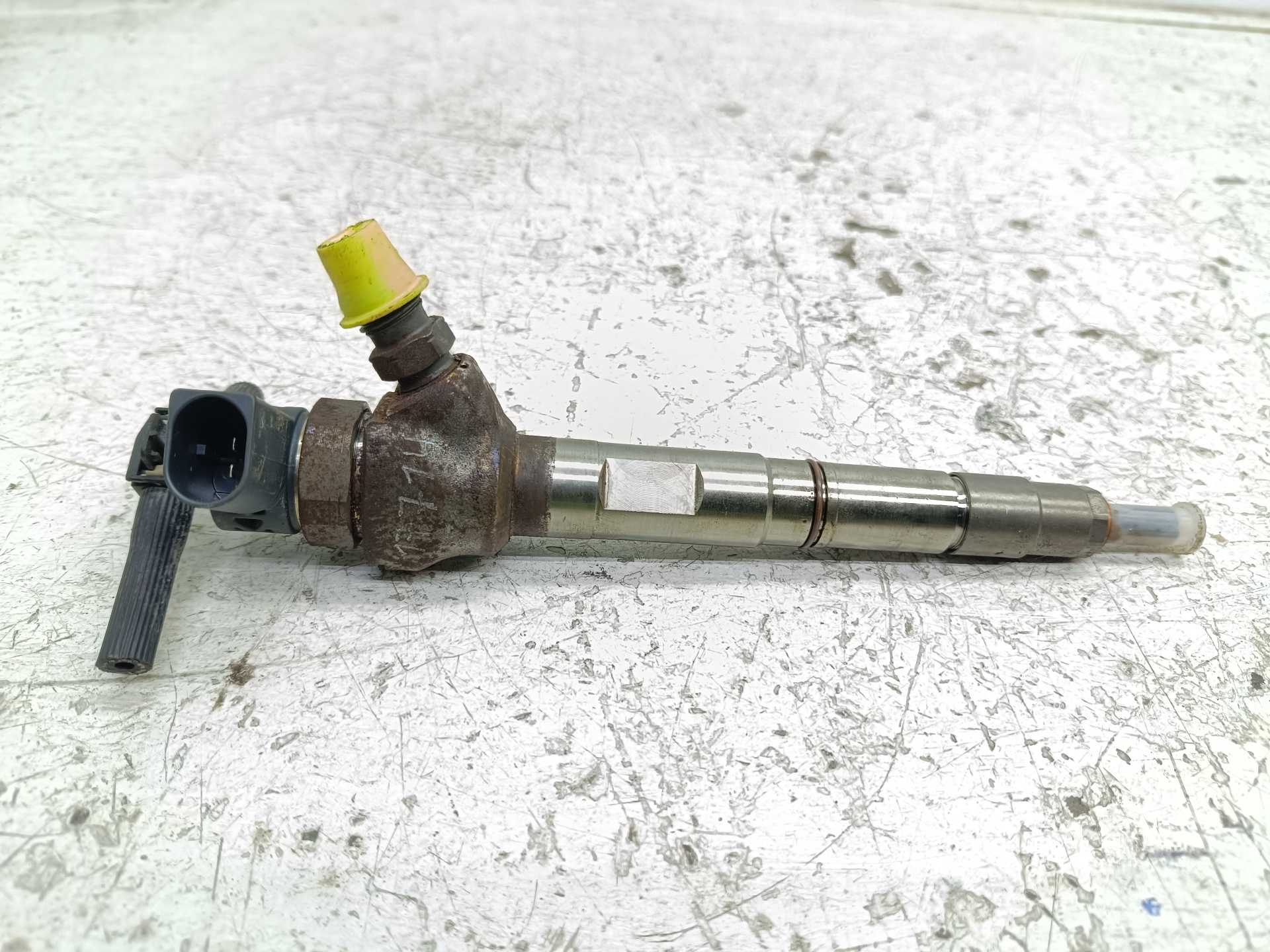 Recambio de inyector para skoda rapid active referencia OEM IAM 04L130277AD 0445110473 