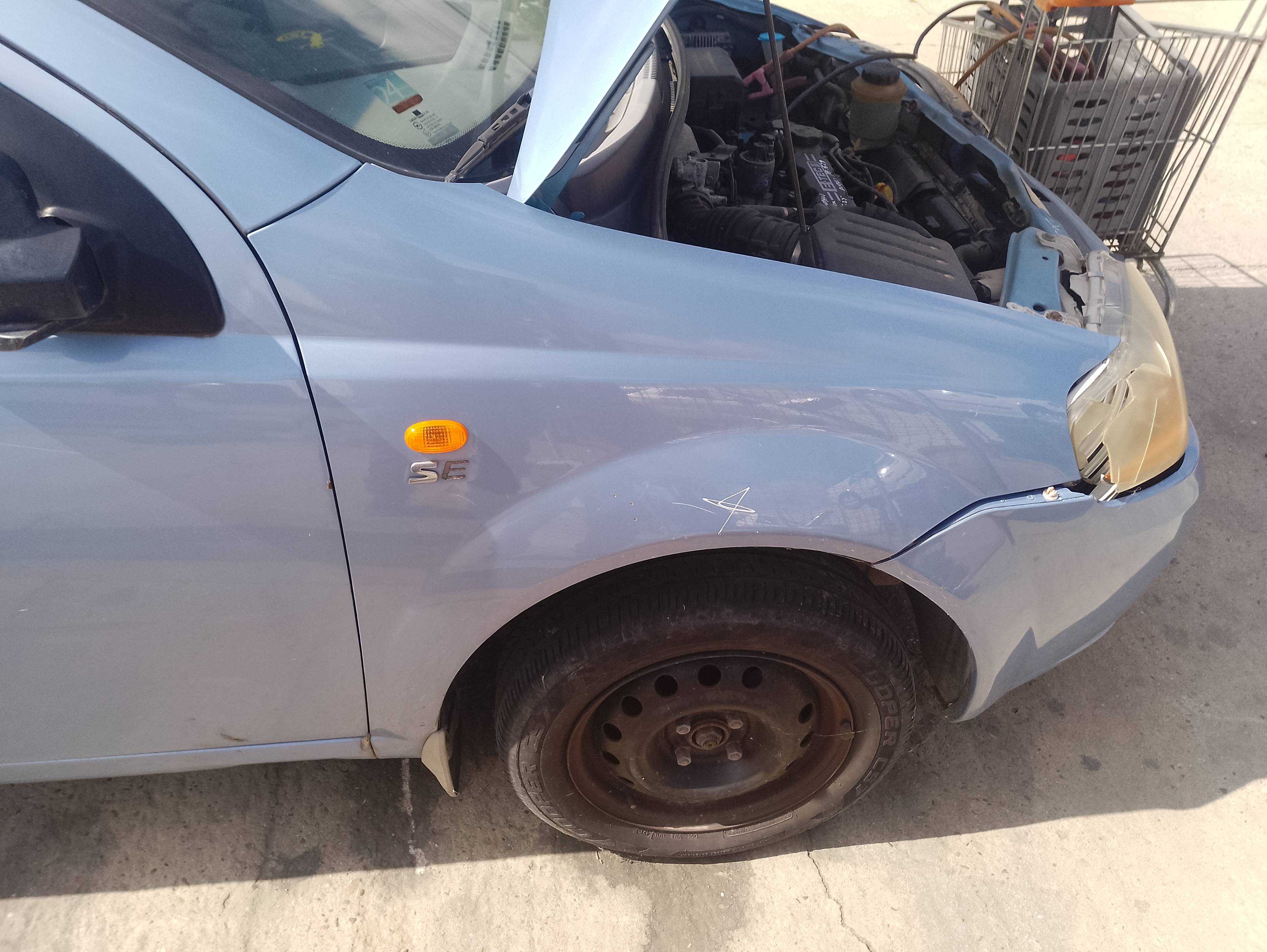 Recambio de aleta delantera derecha para daewoo kalos 1.4 se referencia OEM IAM   