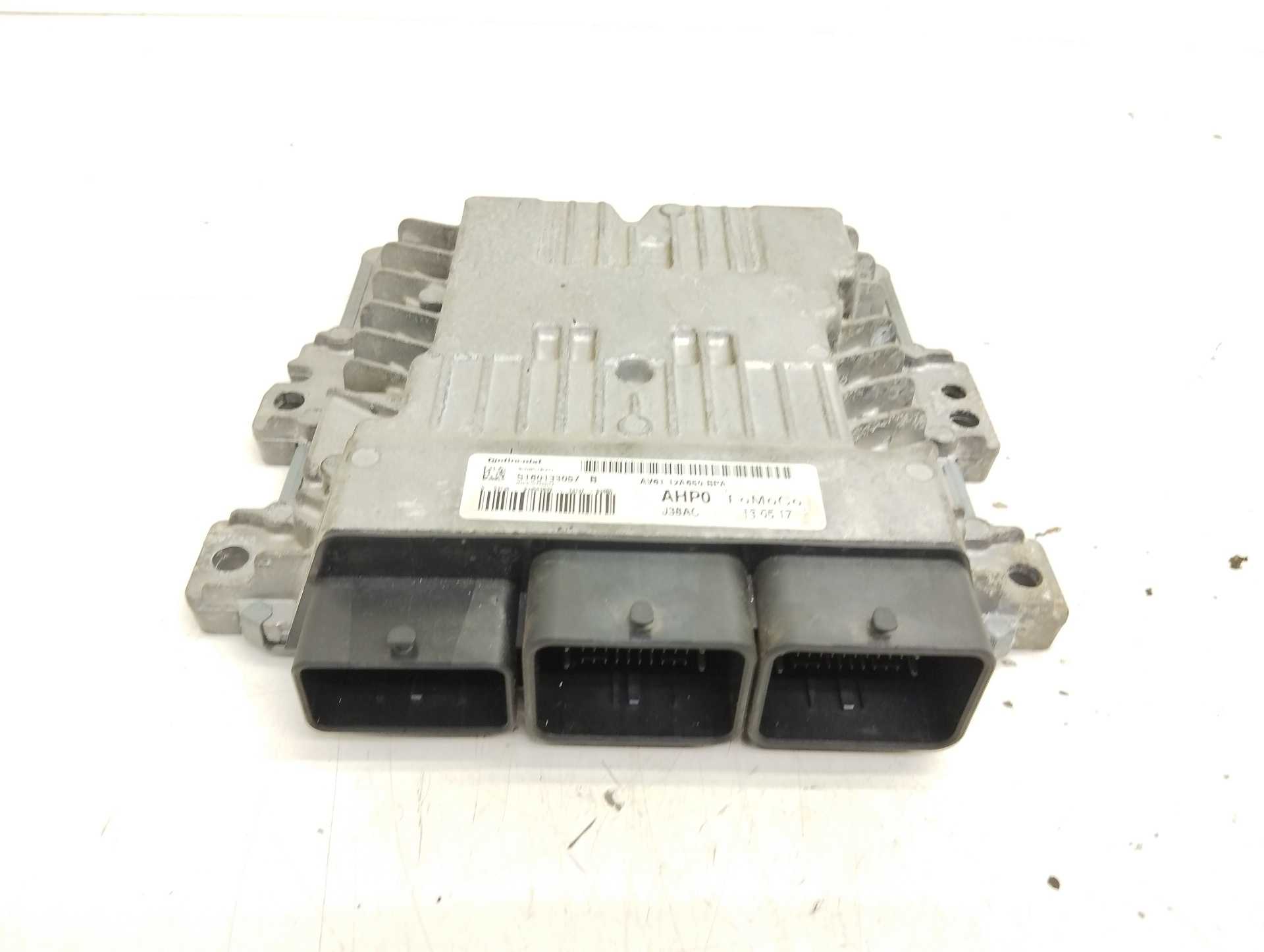 Recambio de centralita motor uce para ford c-max titanium referencia OEM IAM AV6112A650BPA S180133057 CONTINENTAL