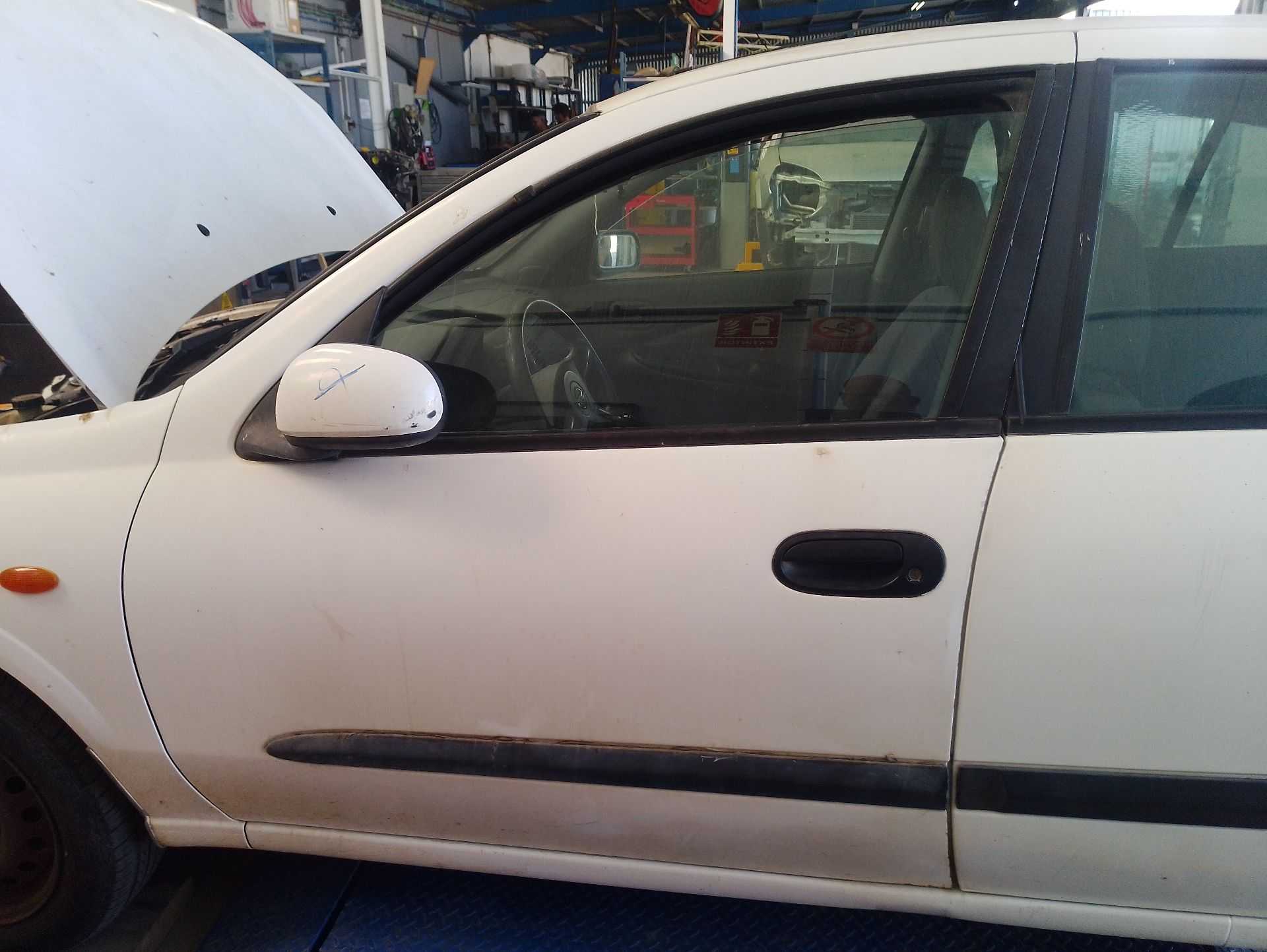 Recambio de puerta delantera izquierda para nissan almera ii hatchback (n16) 1.5 dci referencia OEM IAM 801015M432  