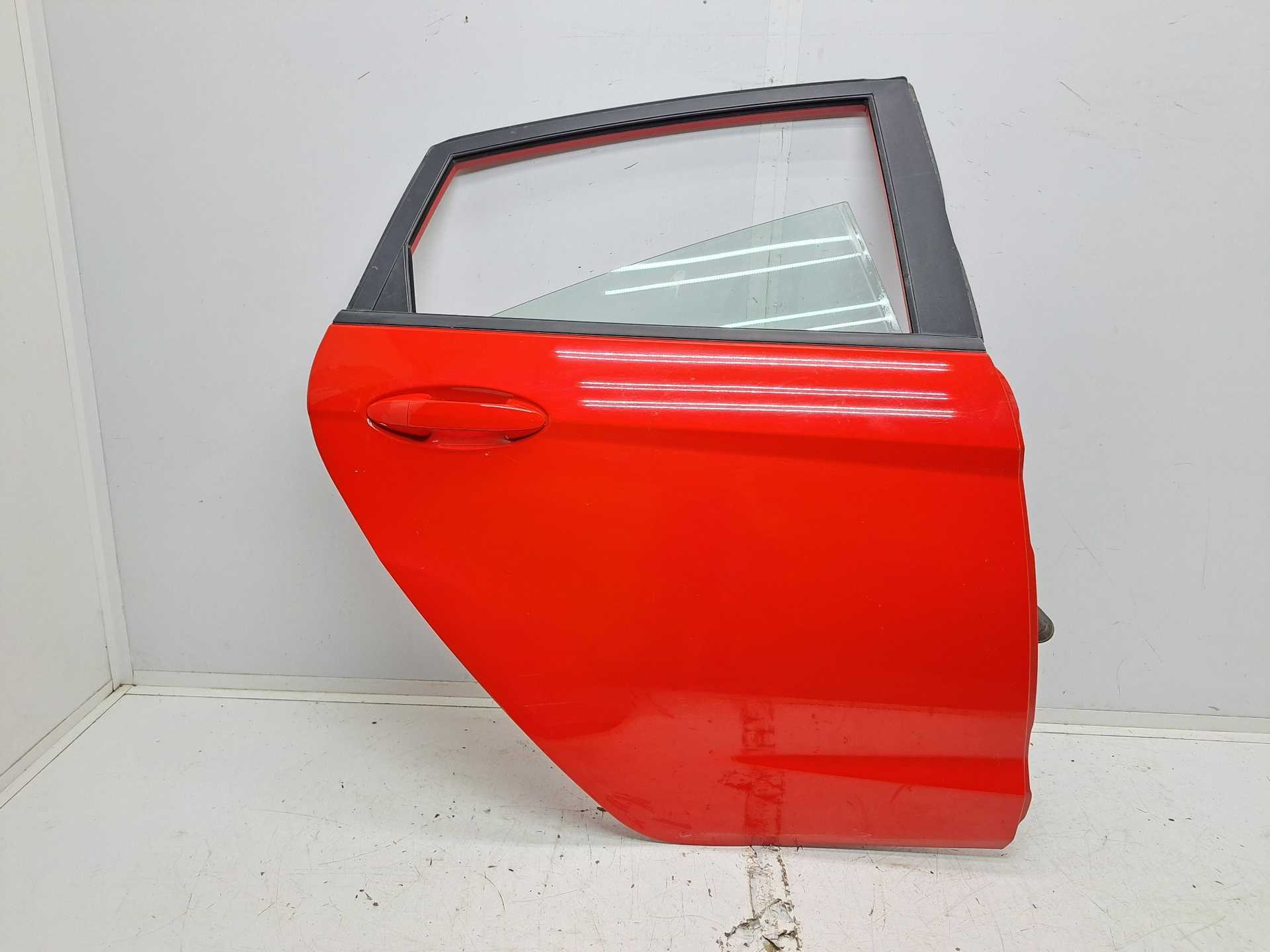 Recambio de puerta trasera derecha para ford fiesta (ccn) black edition referencia OEM IAM   