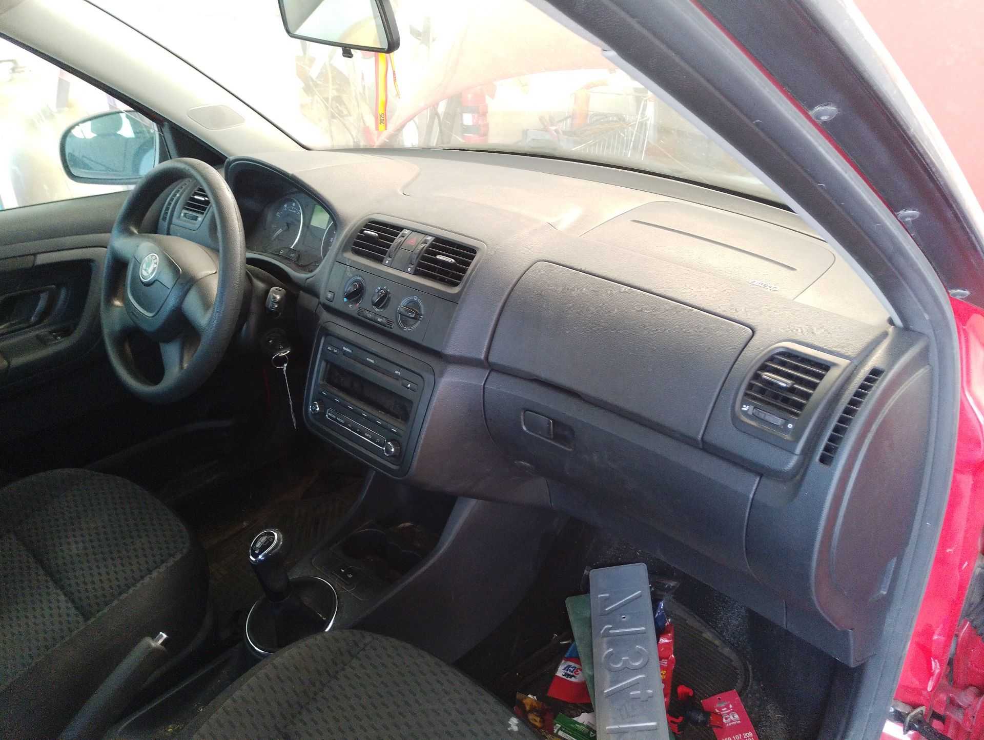 Recambio de salpicadero para skoda fabia ii (542) 1.2 referencia OEM IAM 5J1857007EFVVB  
