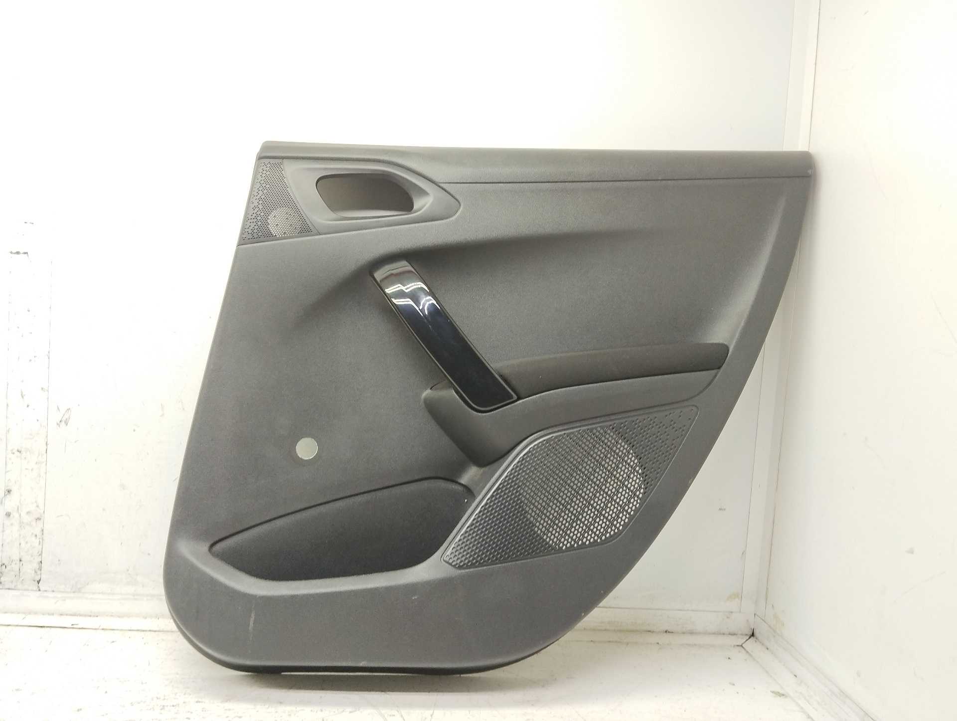 Recambio de guarnecido puerta trasera derecha para peugeot 208 style referencia OEM IAM 96763547ZD  