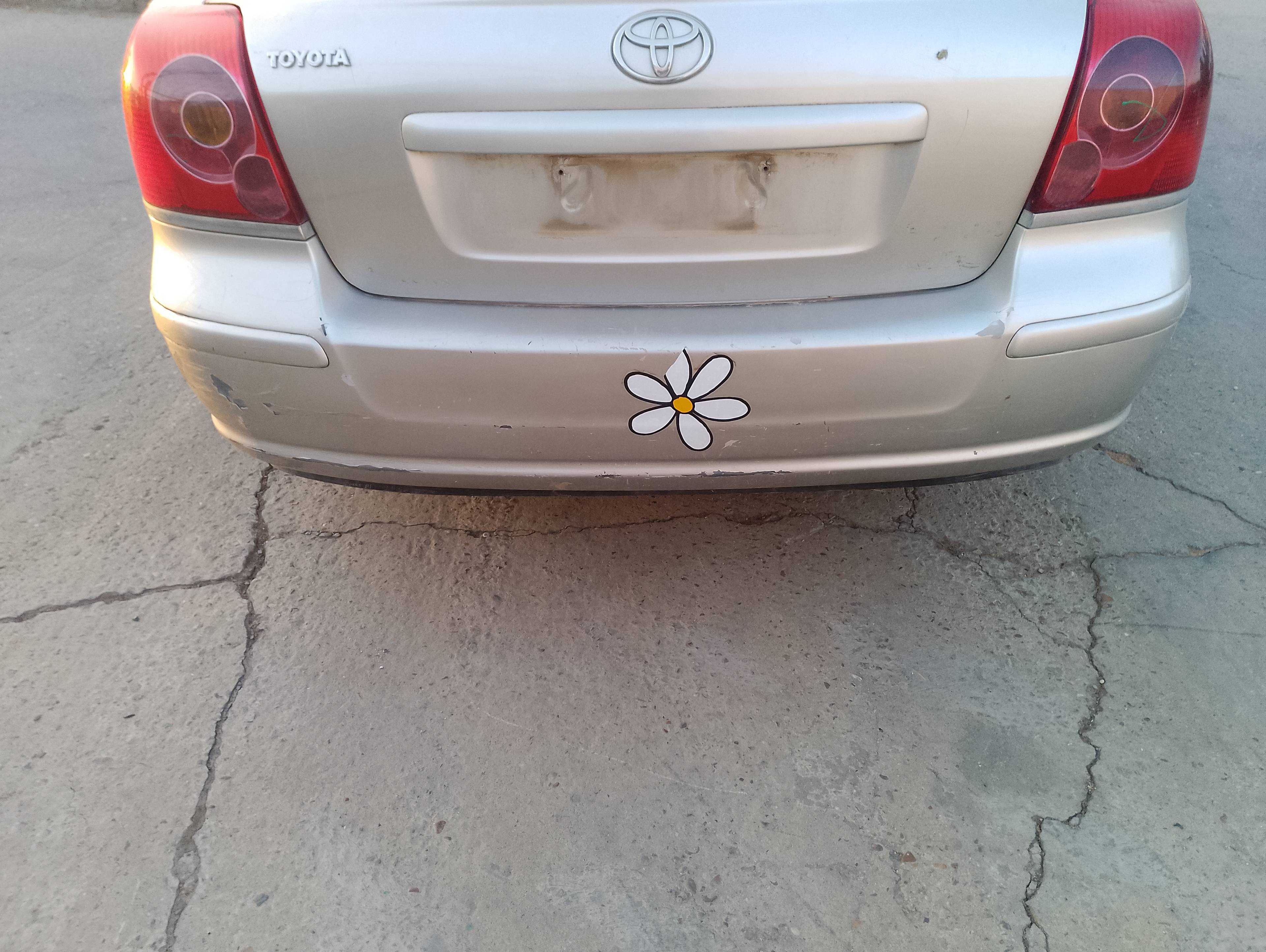 Recambio de paragolpes trasero para toyota avensis berlina (t25) 2.0 d4-d executive berlina (5-ptas.) referencia OEM IAM   