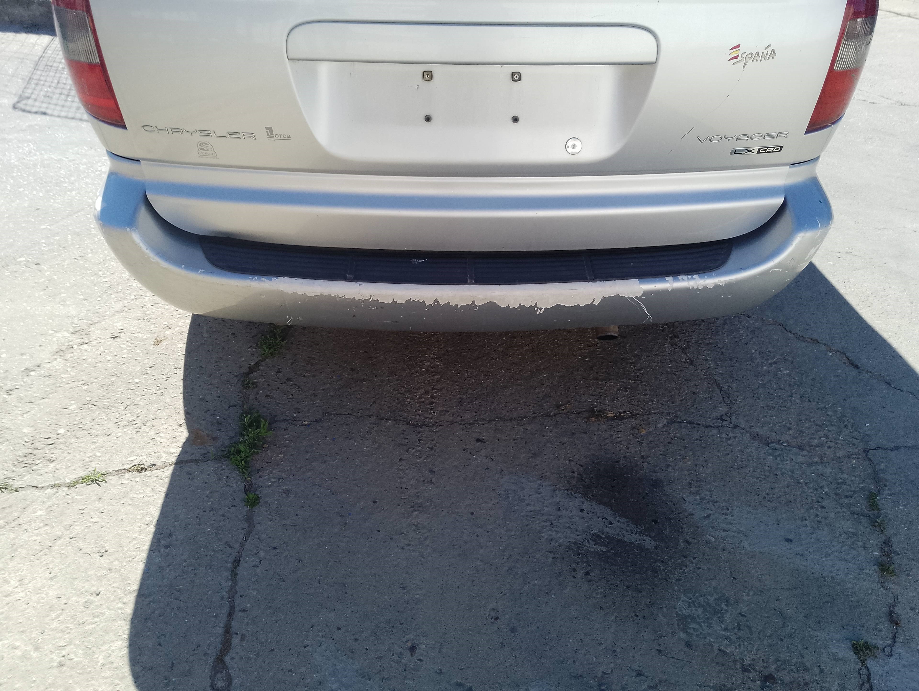 Recambio de paragolpes trasero para chrysler voyager (rg) 2.5 crd executive referencia OEM IAM   