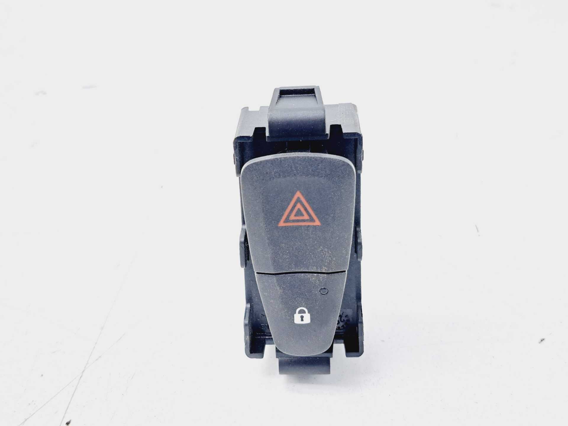 Recambio de mando warning para dacia sandero comfort referencia OEM IAM 252905668R  
