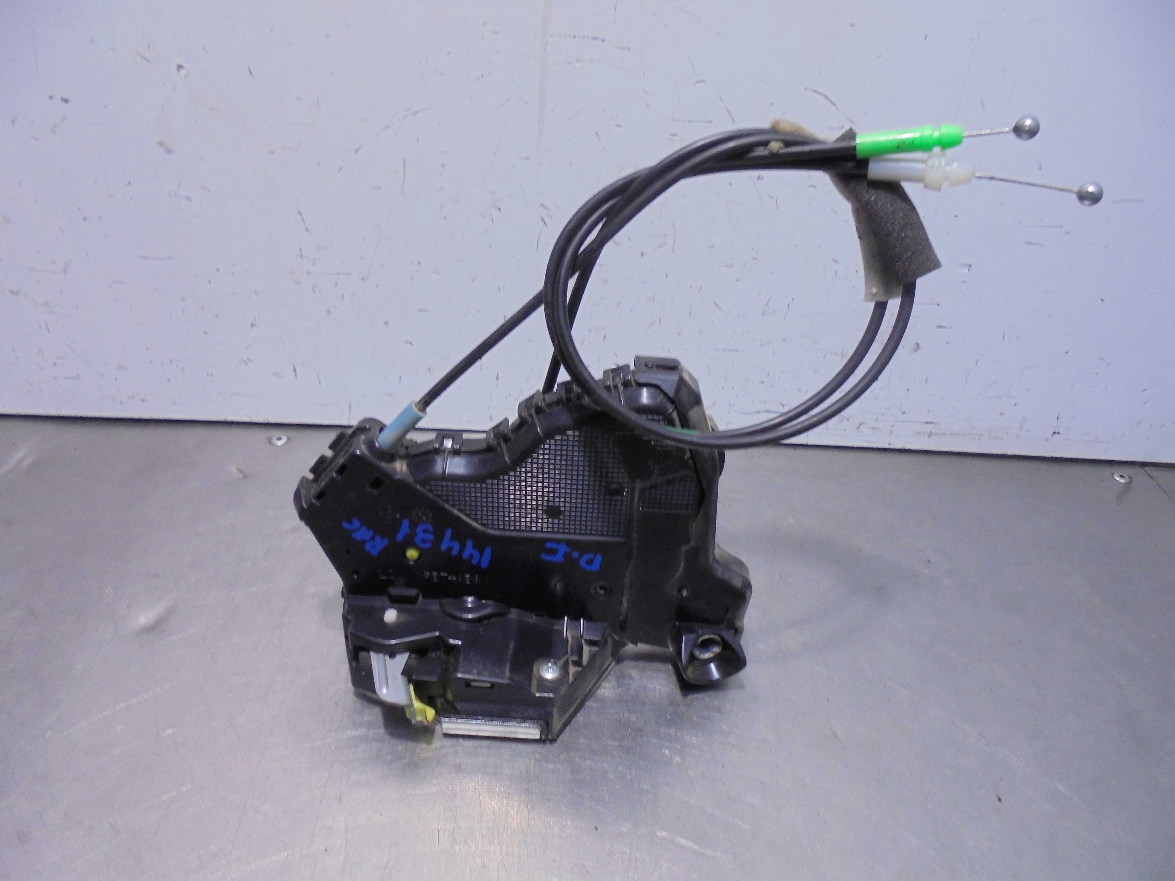 Recambio de cerradura puerta delantera izquierda para toyota rav 4 advance hybrid referencia OEM IAM A046693 ELECTRICA 5 PU 