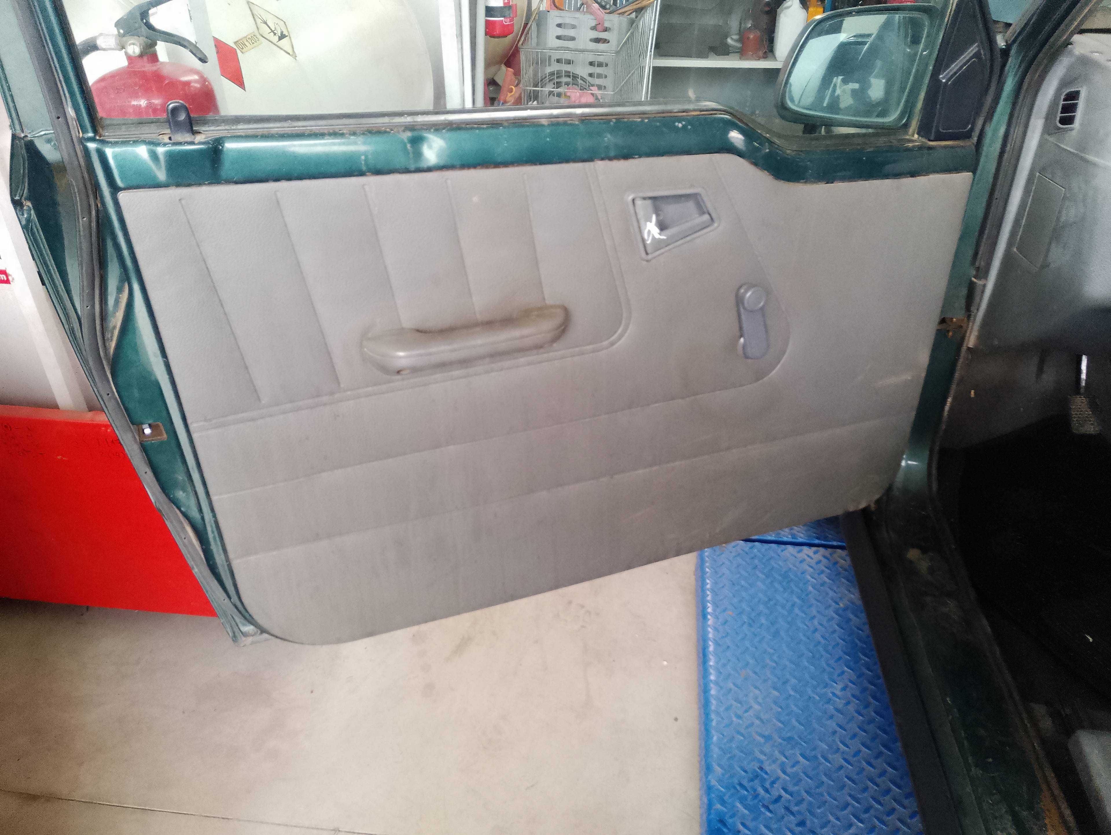 Recambio de guarnecido puerta delantera izquierda para suzuki vitara se/sv (et) 2.0 turbodiesel referencia OEM IAM   
