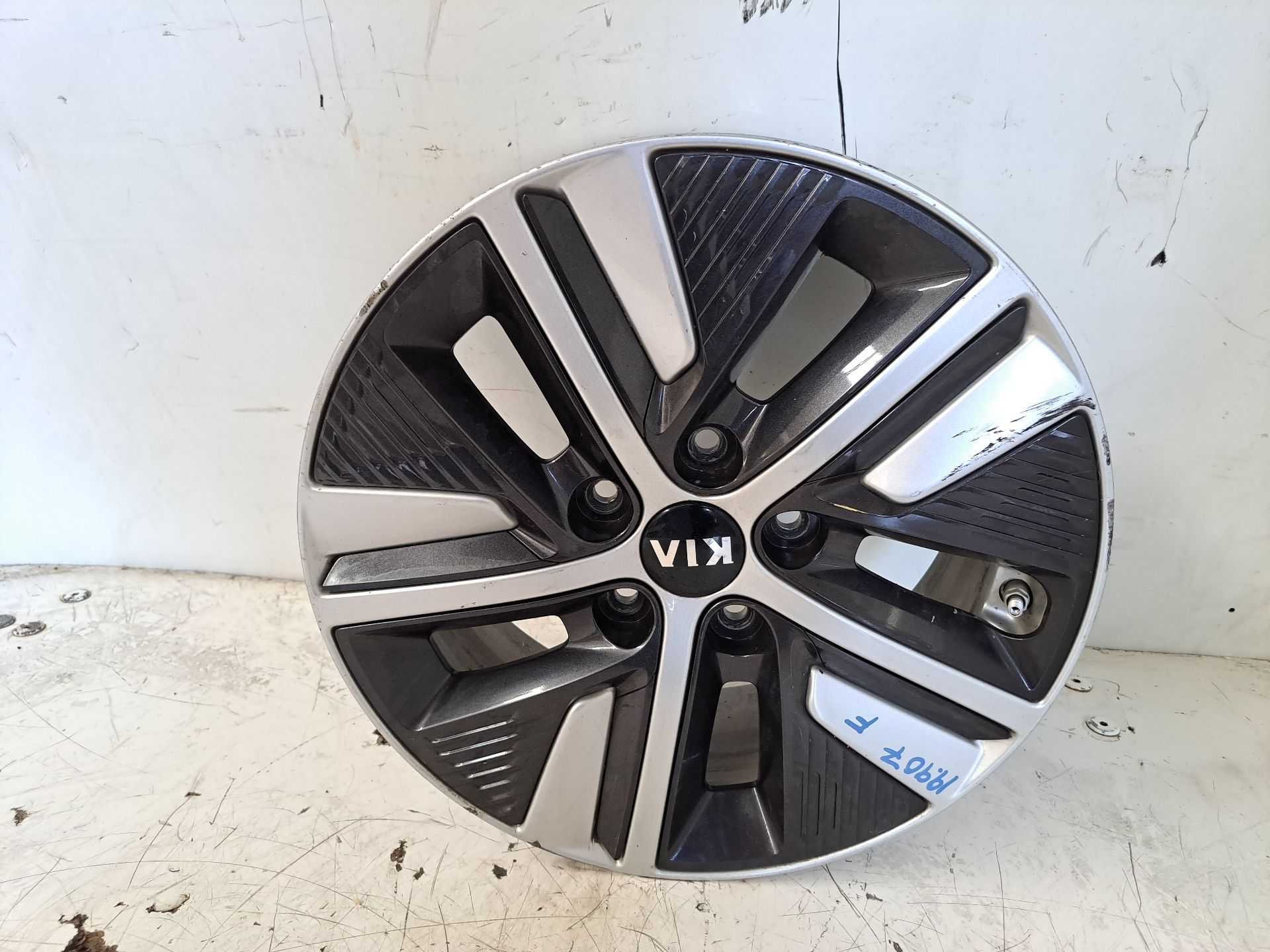 Recambio de llanta para kia niro (sg2) hybrid concept referencia OEM IAM r16 52910g5500 