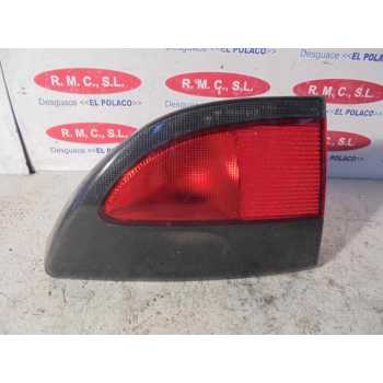 Recambio de piloto porton trasero izquierdo para renault megane i berlina hatchback (ba0) 1.6 referencia OEM IAM 7700838532  