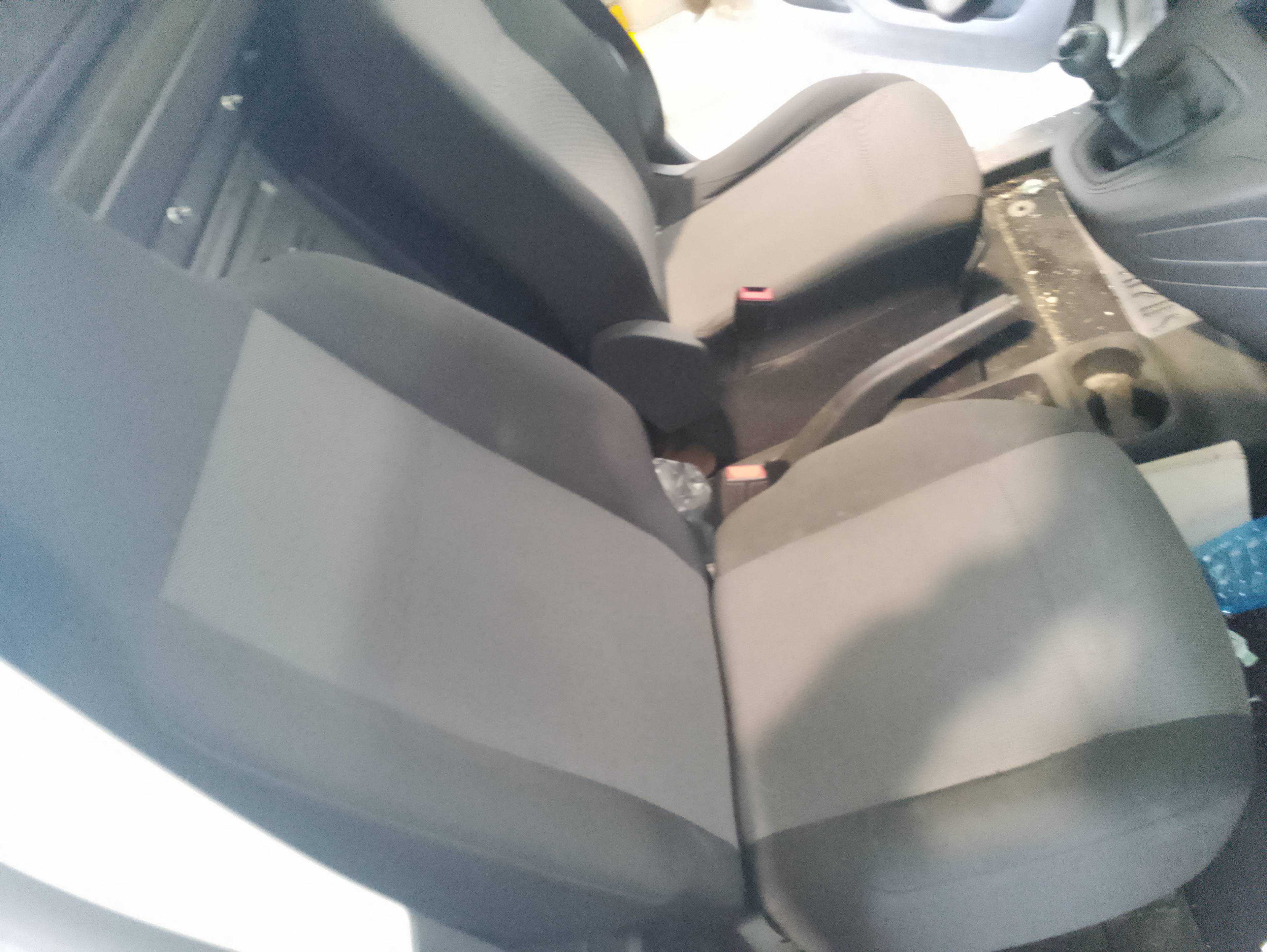 Recambio de asiento delantero derecho para peugeot partner grip l1 referencia OEM IAM   
