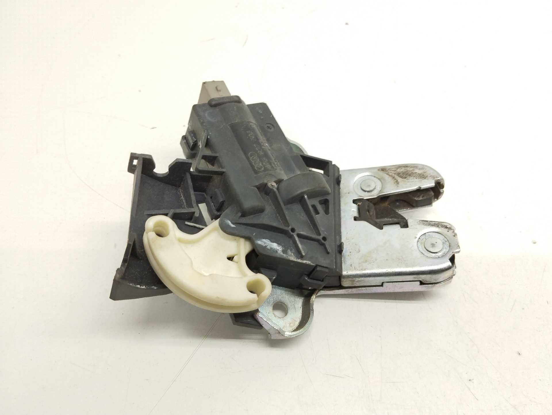 Recambio de cerradura maletero / porton para volkswagen passat berlina (3c2) 2.0 tdi referencia OEM IAM 4F5827505D  