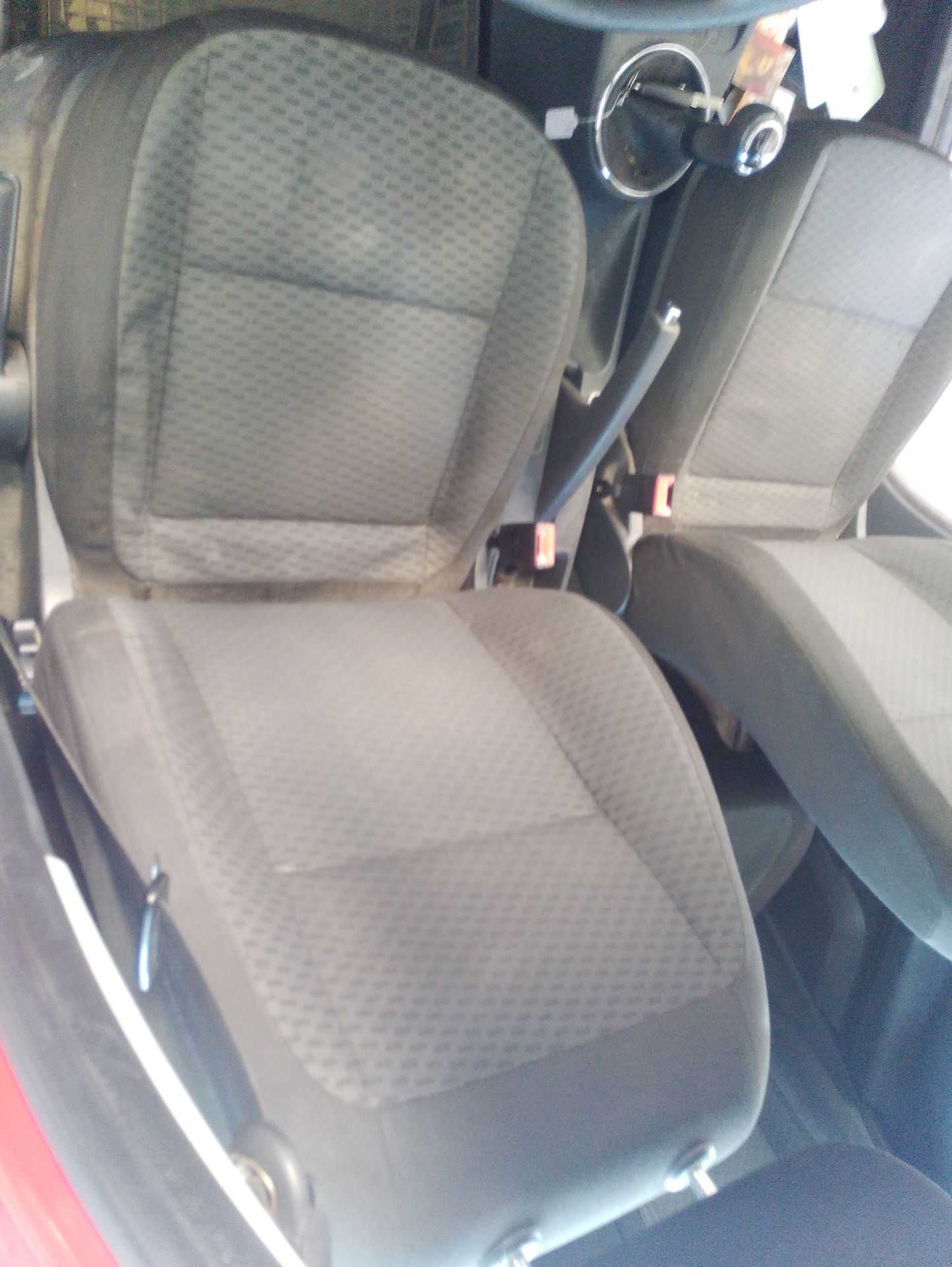Recambio de asiento delantero izquierdo para skoda fabia ii (542) 1.2 referencia OEM IAM   