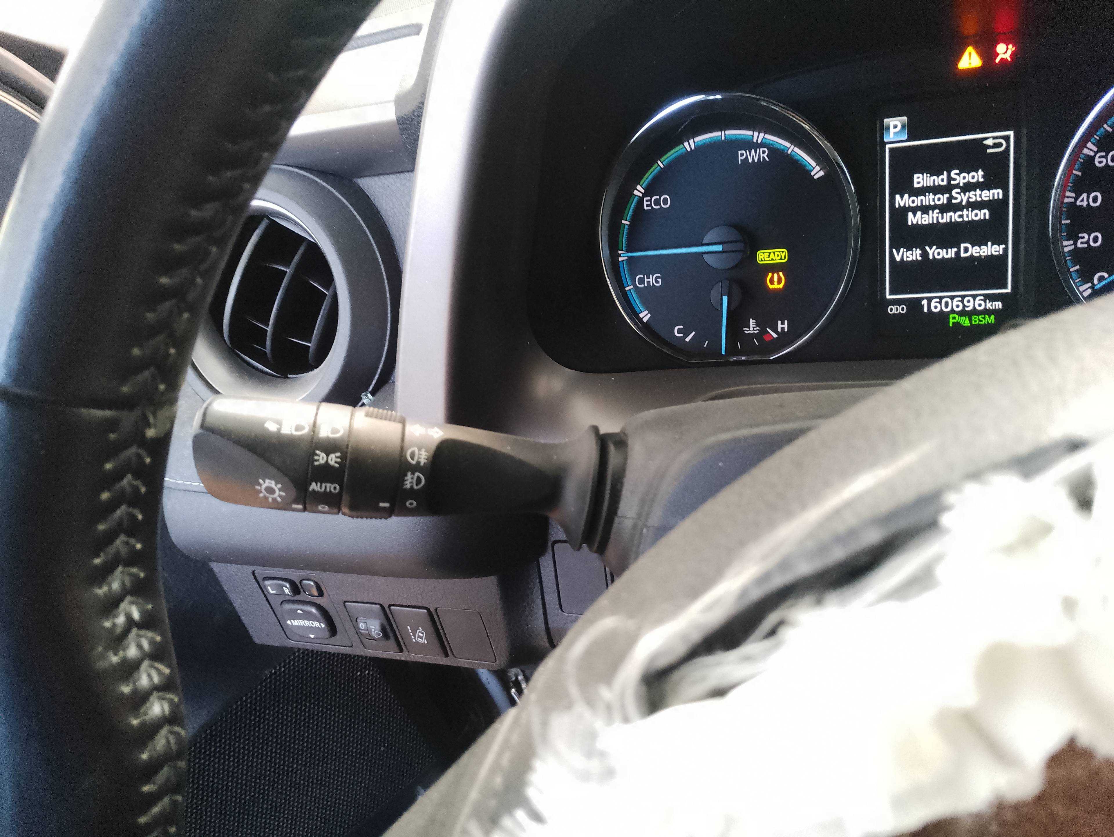Recambio de mando intermitentes para toyota rav4 hybrid 4x2 black edition referencia OEM IAM   
