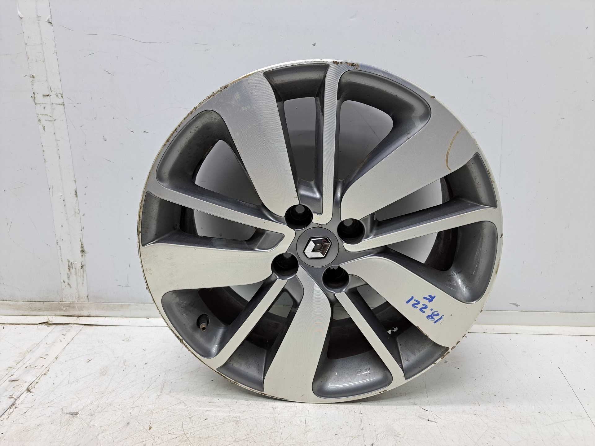 Recambio de llanta para renault clio iv referencia OEM IAM R17 403006755R 