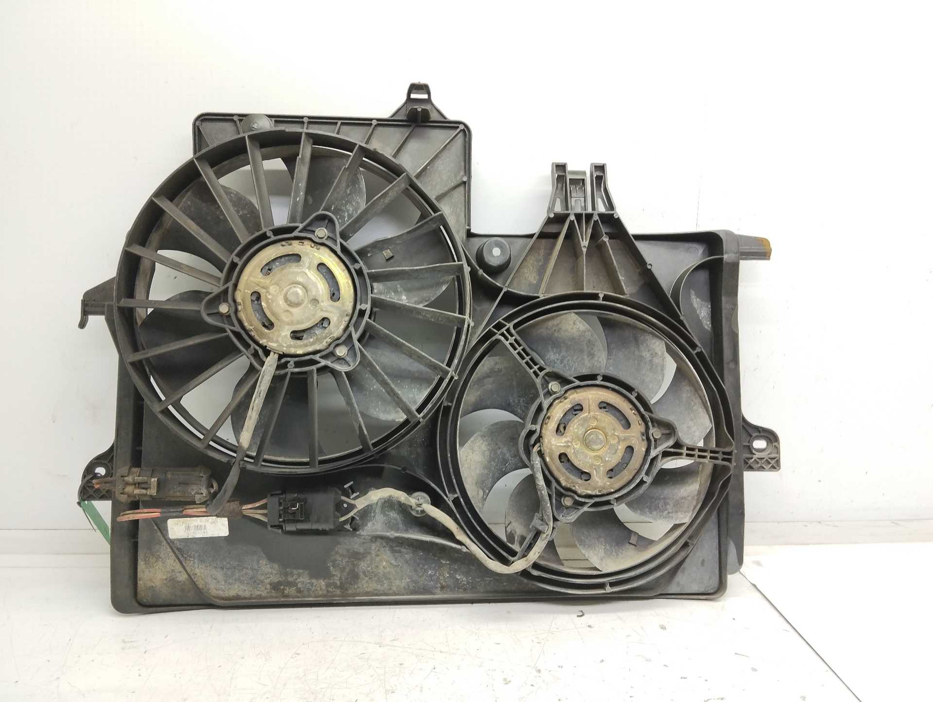 Recambio de electroventilador para opel meriva cosmo referencia OEM IAM 8240449 52401246 